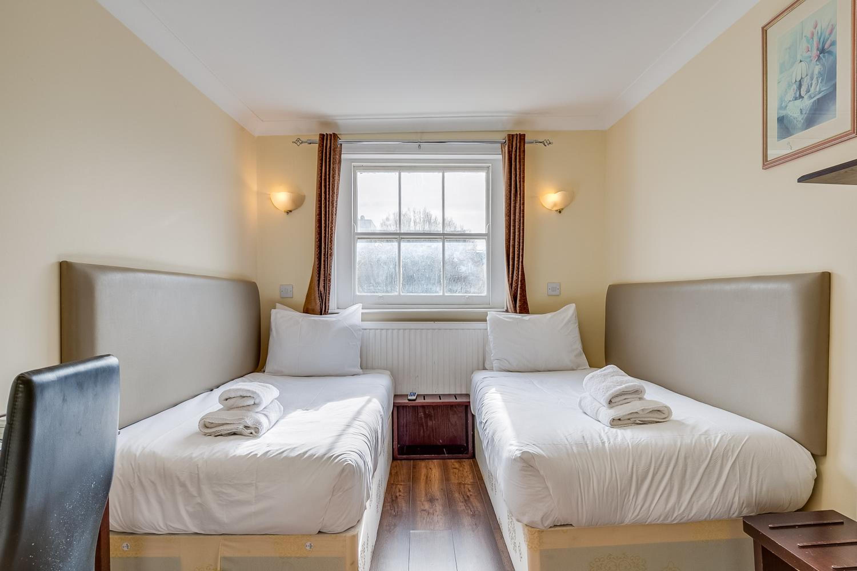 Twin Room photo 1