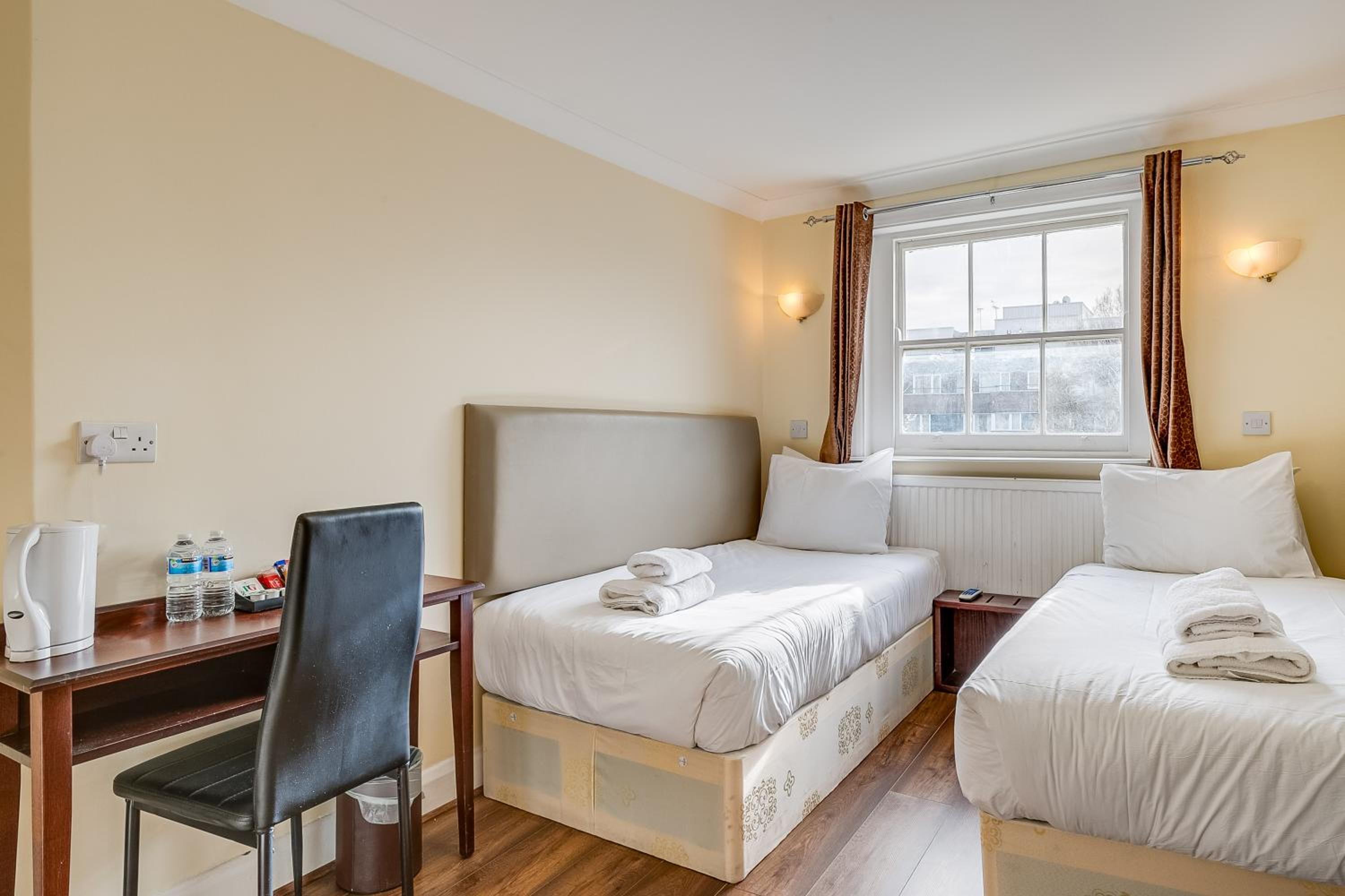Twin Room photo 3