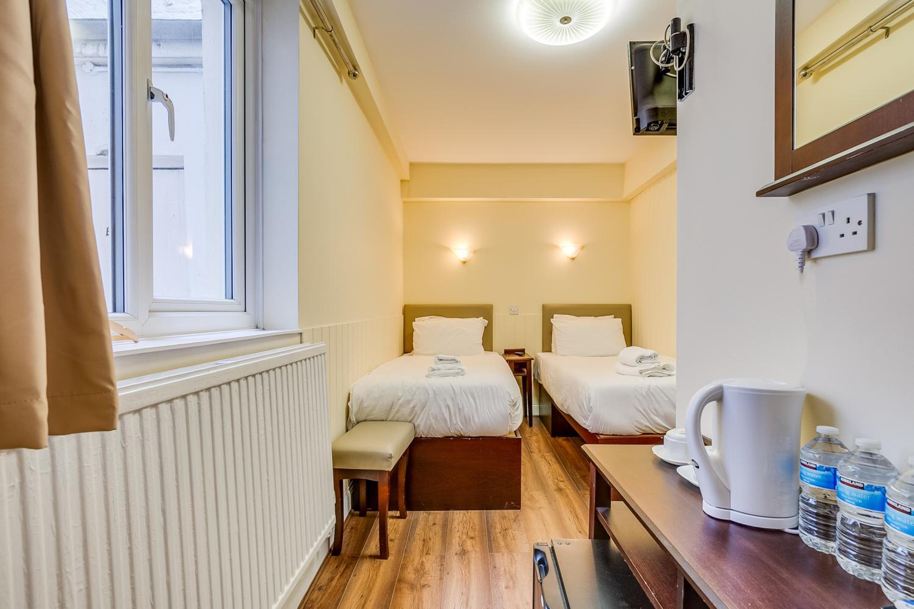 Twin Room photo 3