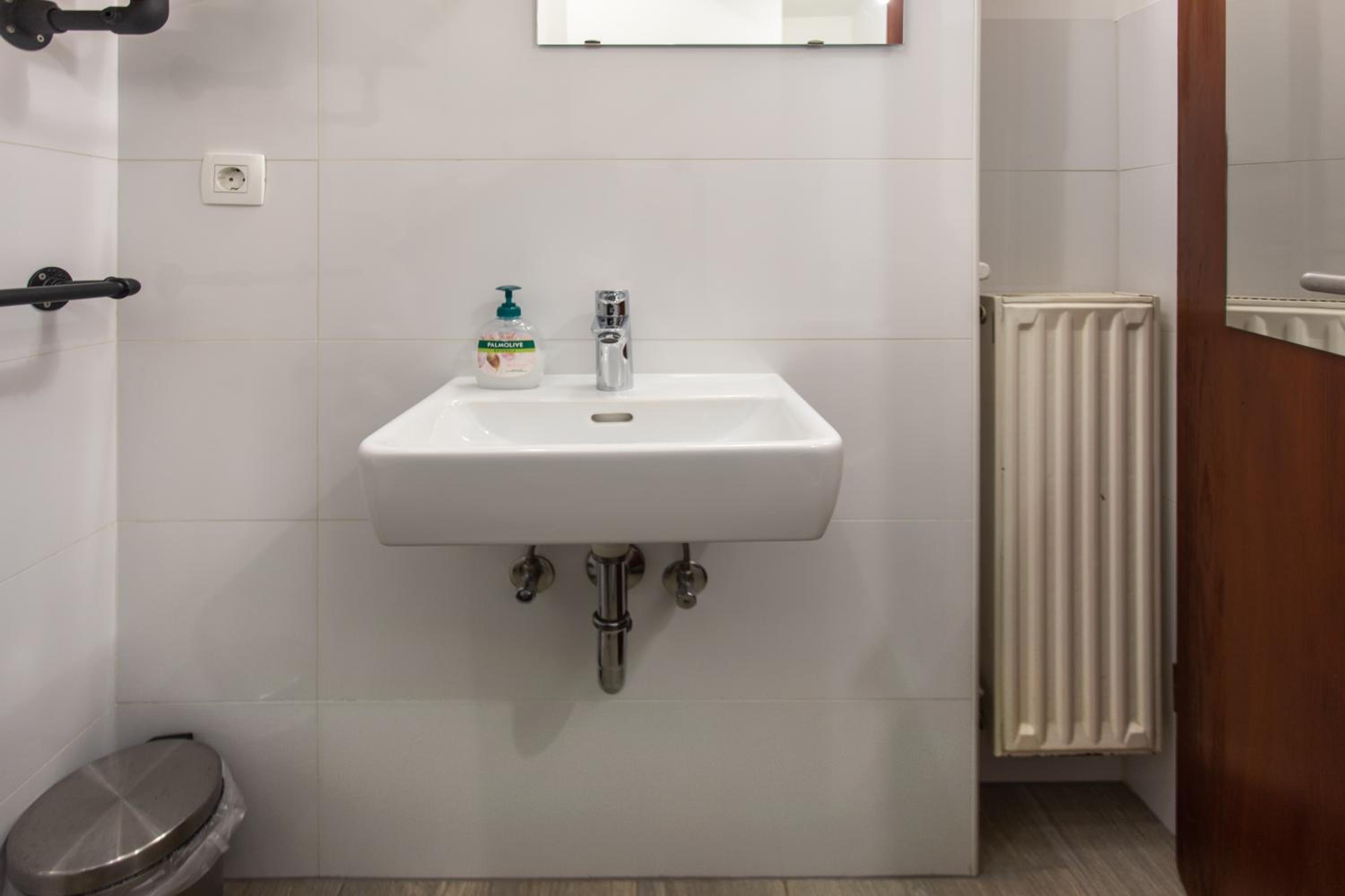 Apartment - Photo 10