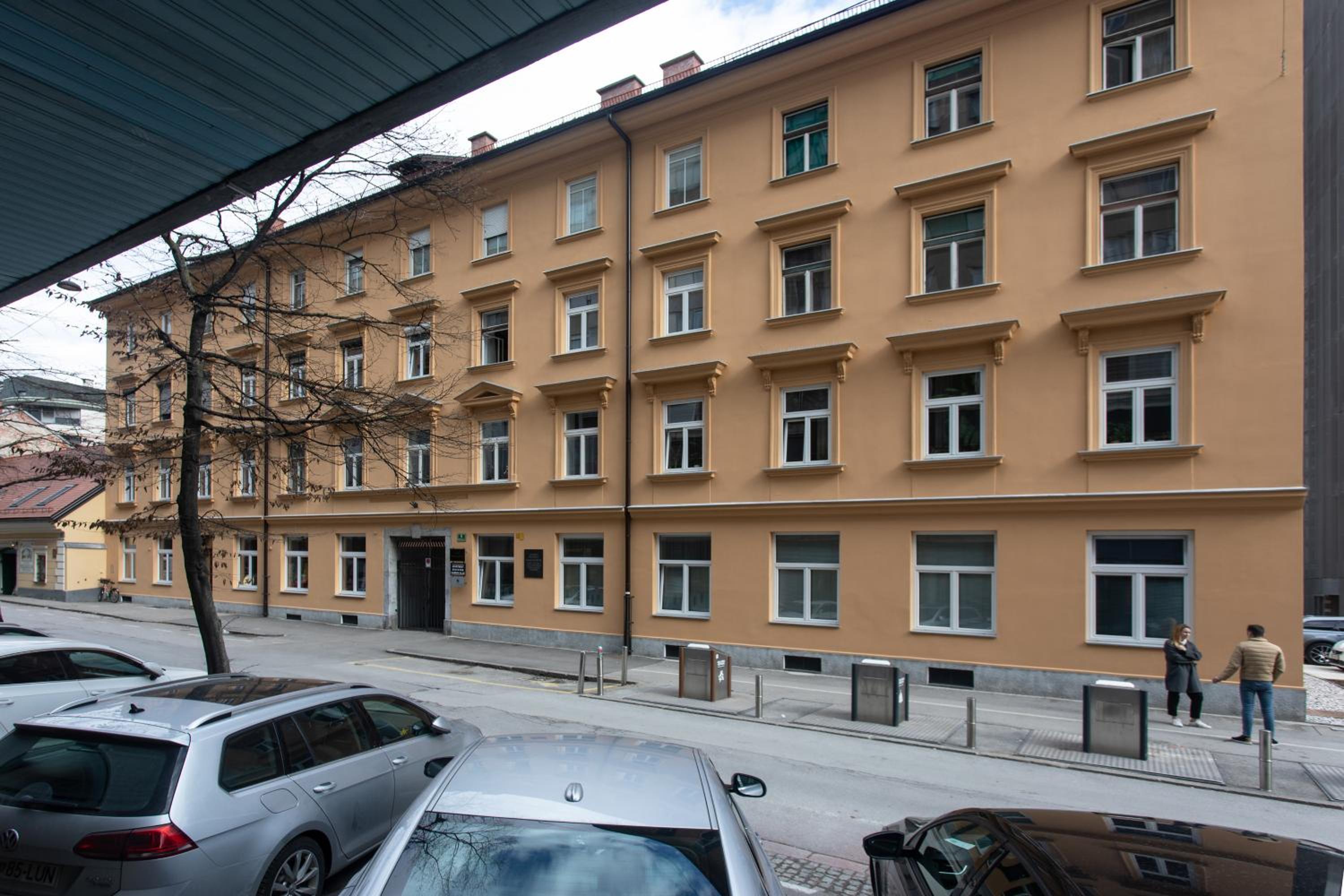 Apartment - Photo 40