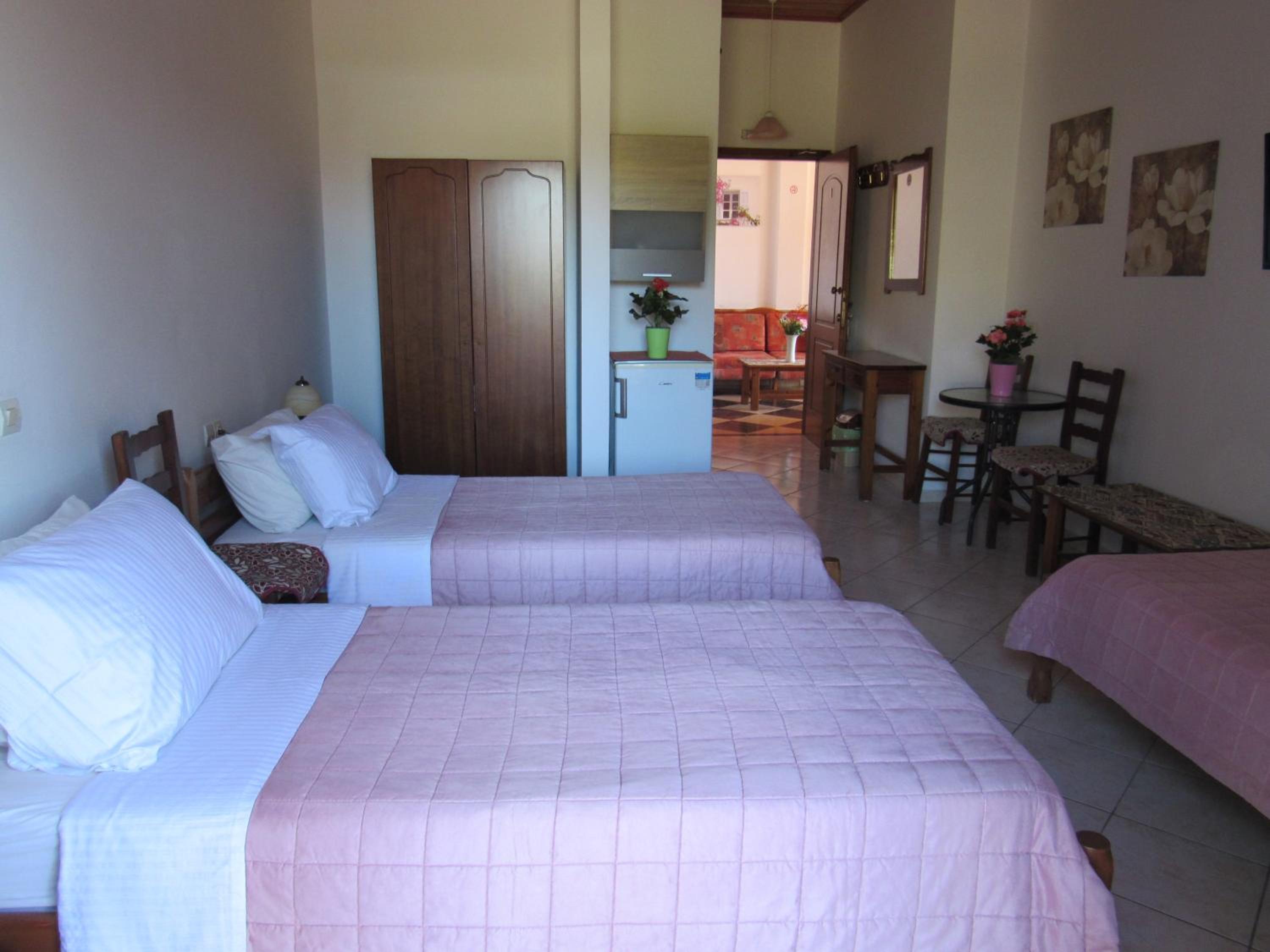 Triple Room photo 3