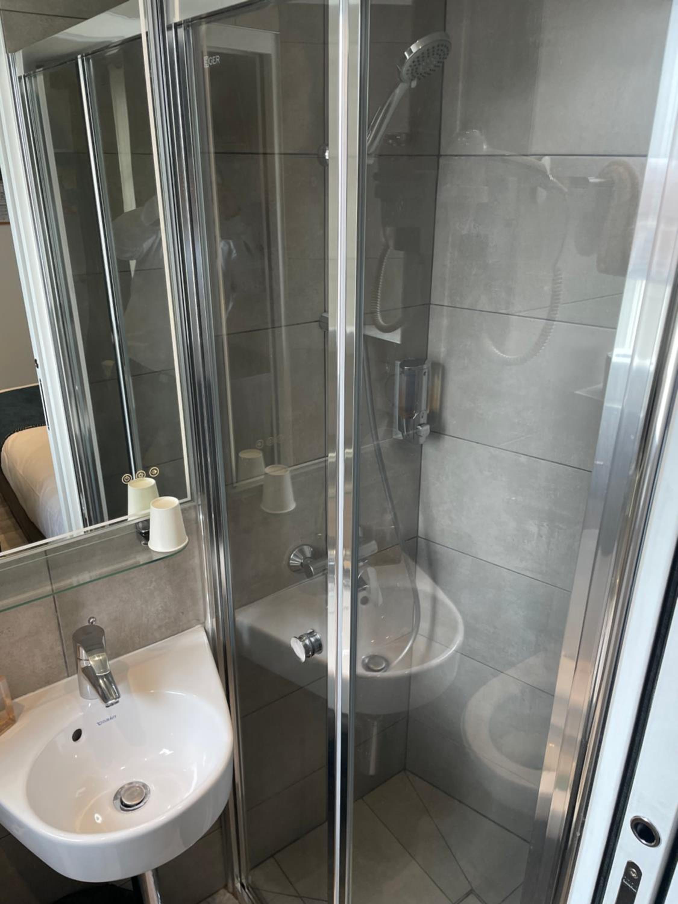 Standard Single Room photo 2
