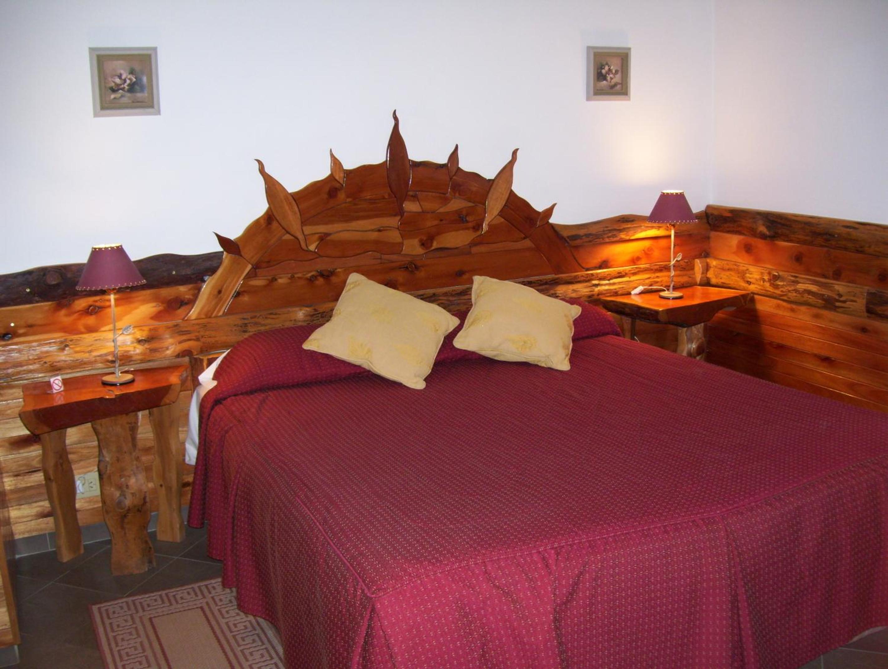 Double Room with Spa Bath photo 3