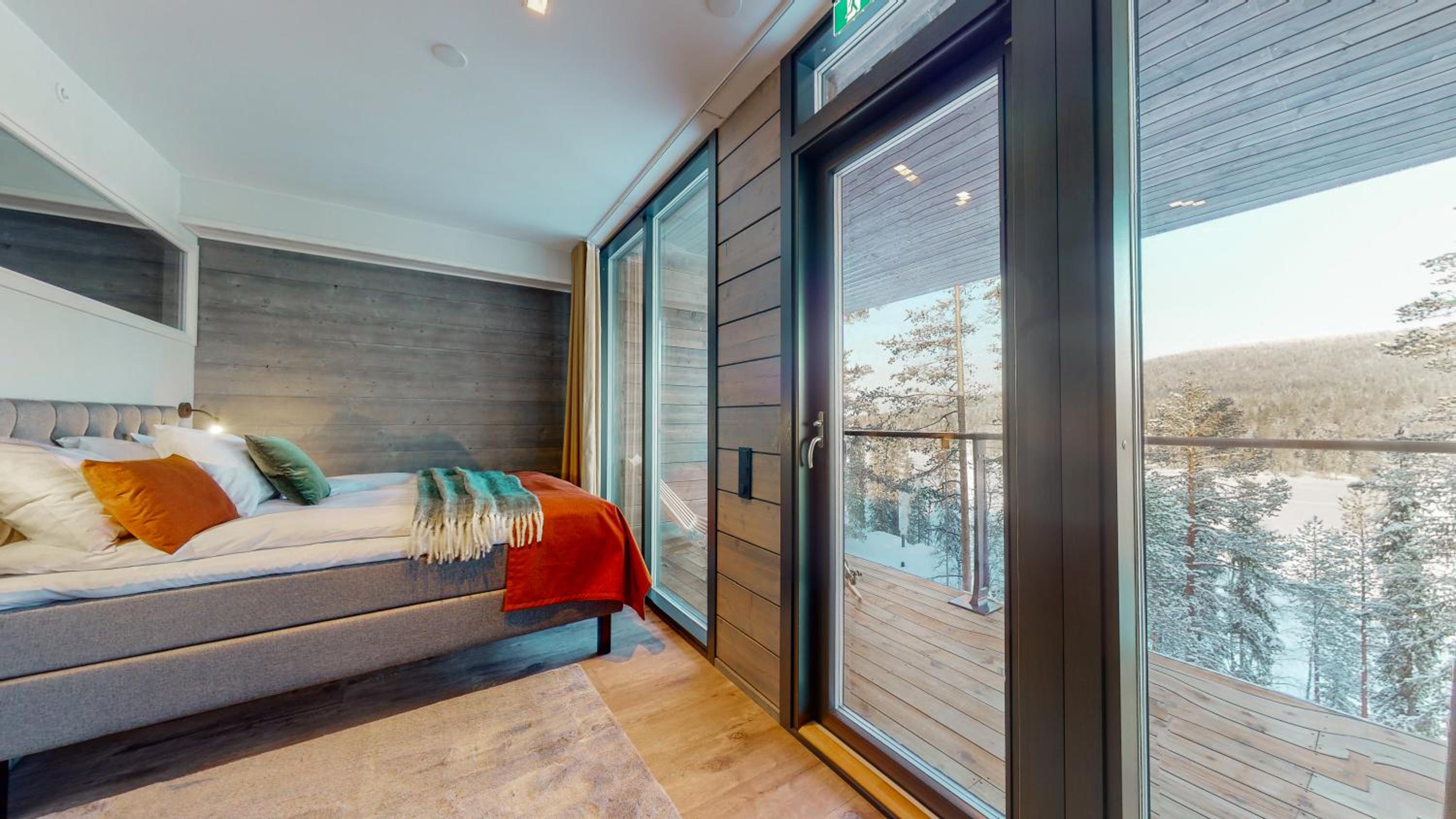 Premier Suite with Sauna photo 3
