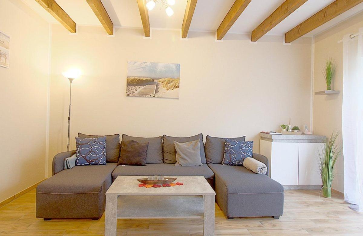 Two-Bedroom House photo 2