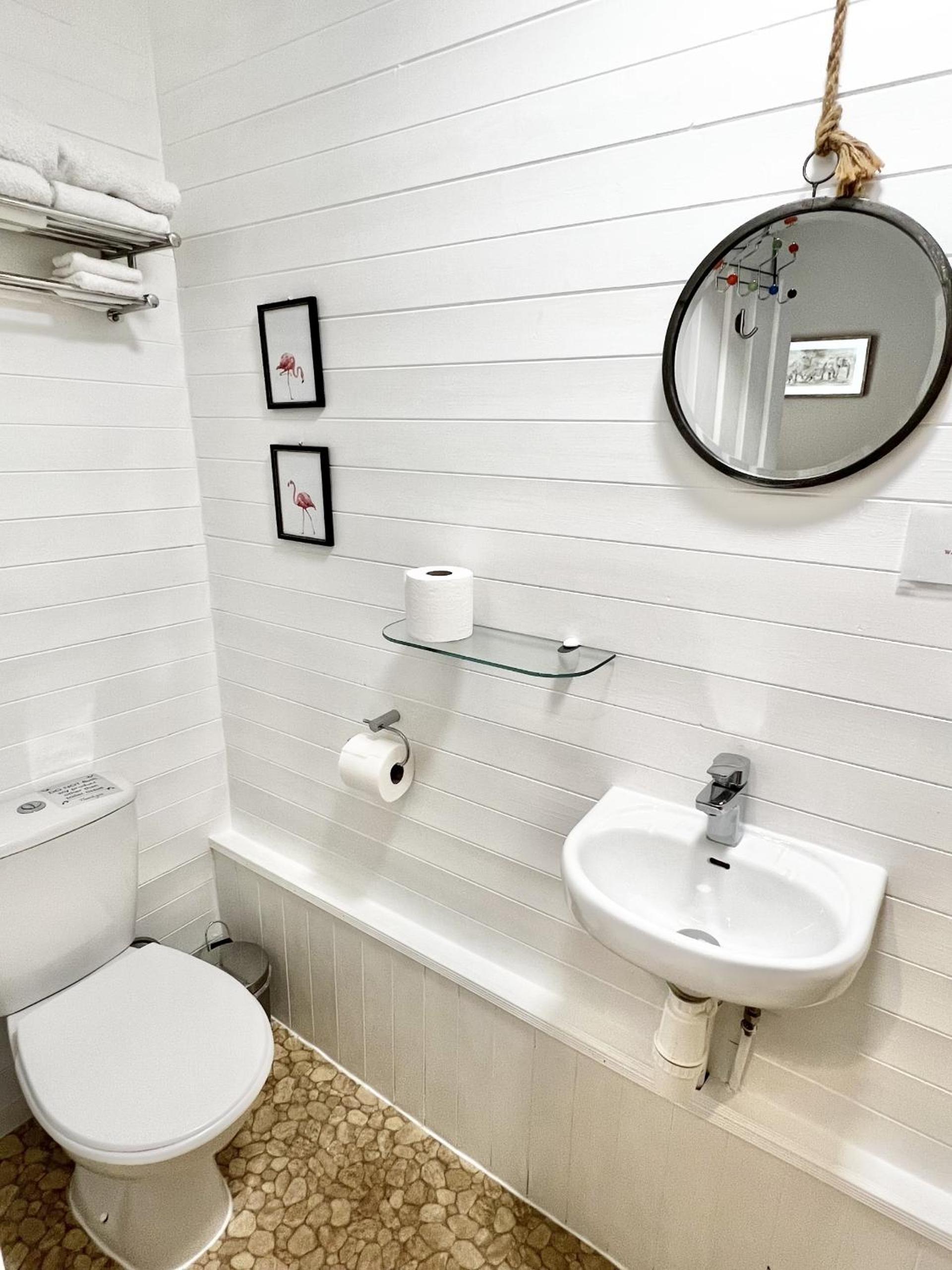 One-Bedroom Suite photo 2
