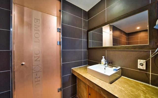 Deluxe Twin Room photo 2