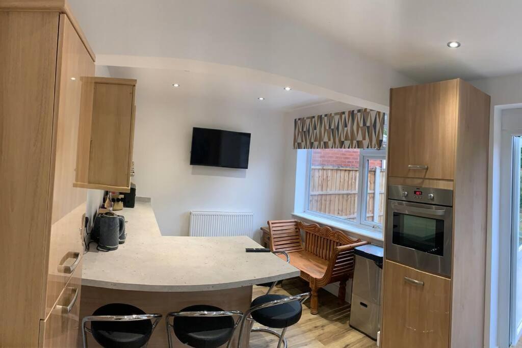 Three-Bedroom House photo 2