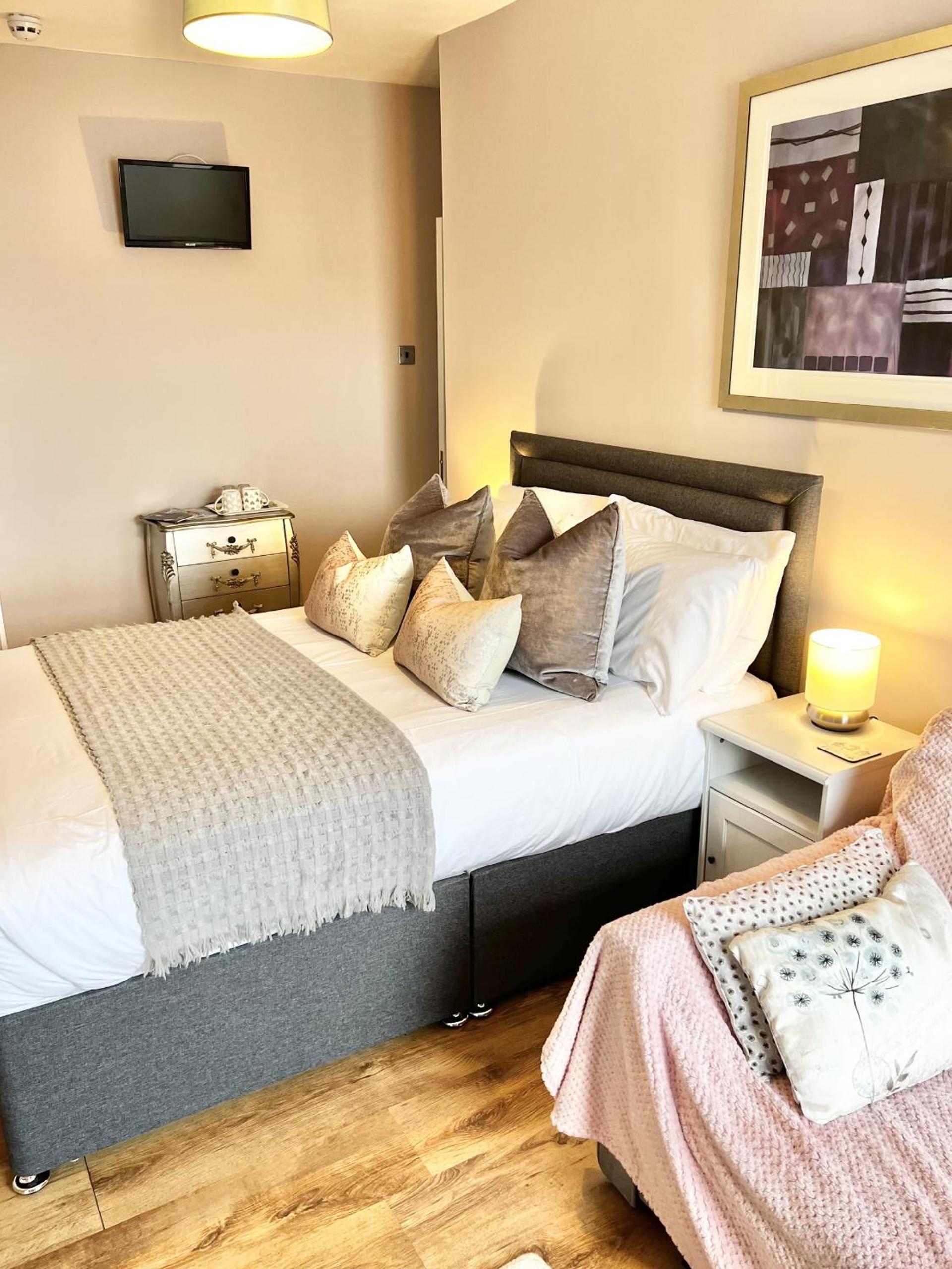 Deluxe Suite photo 2
