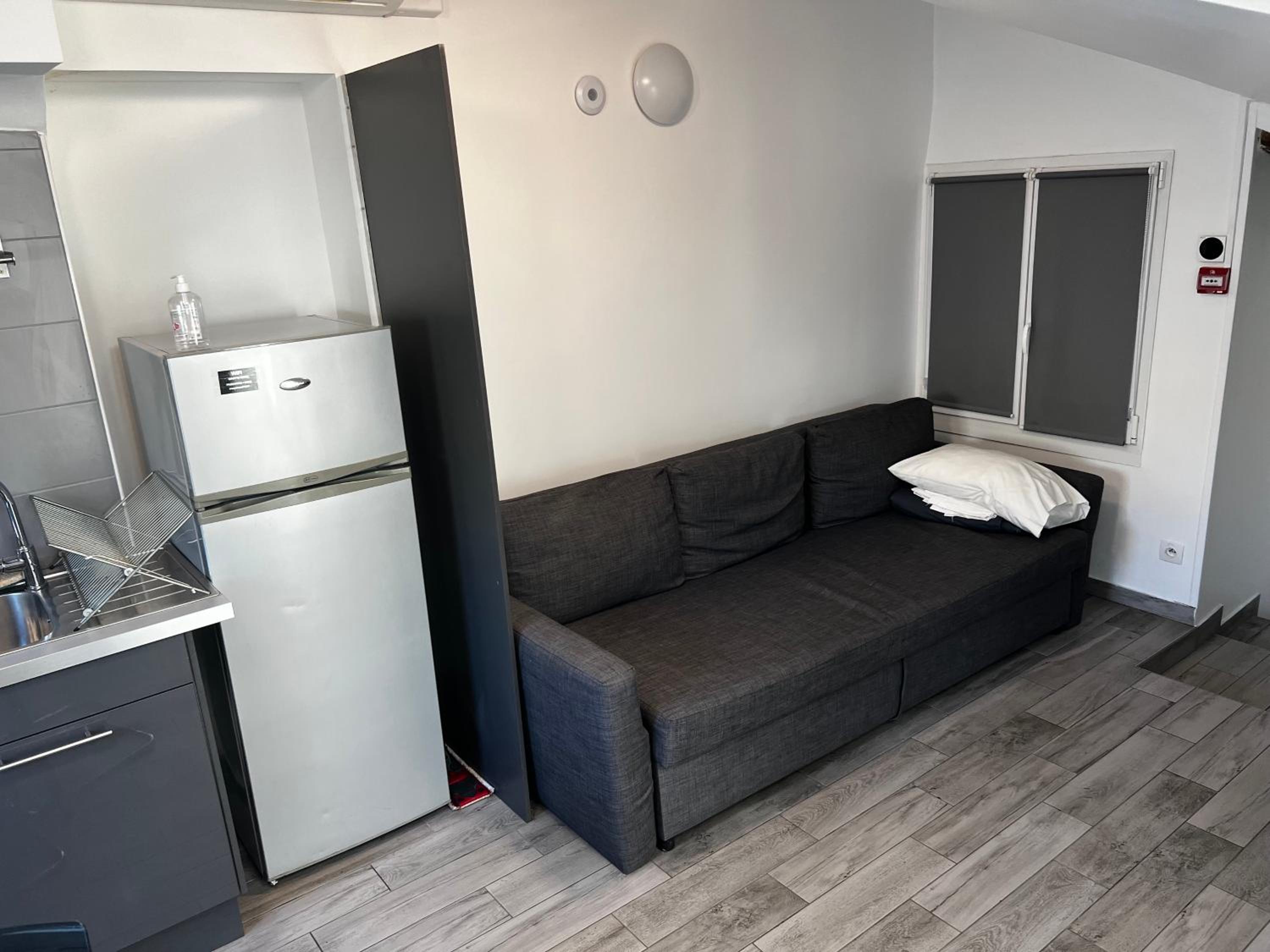 Apartment photo 1