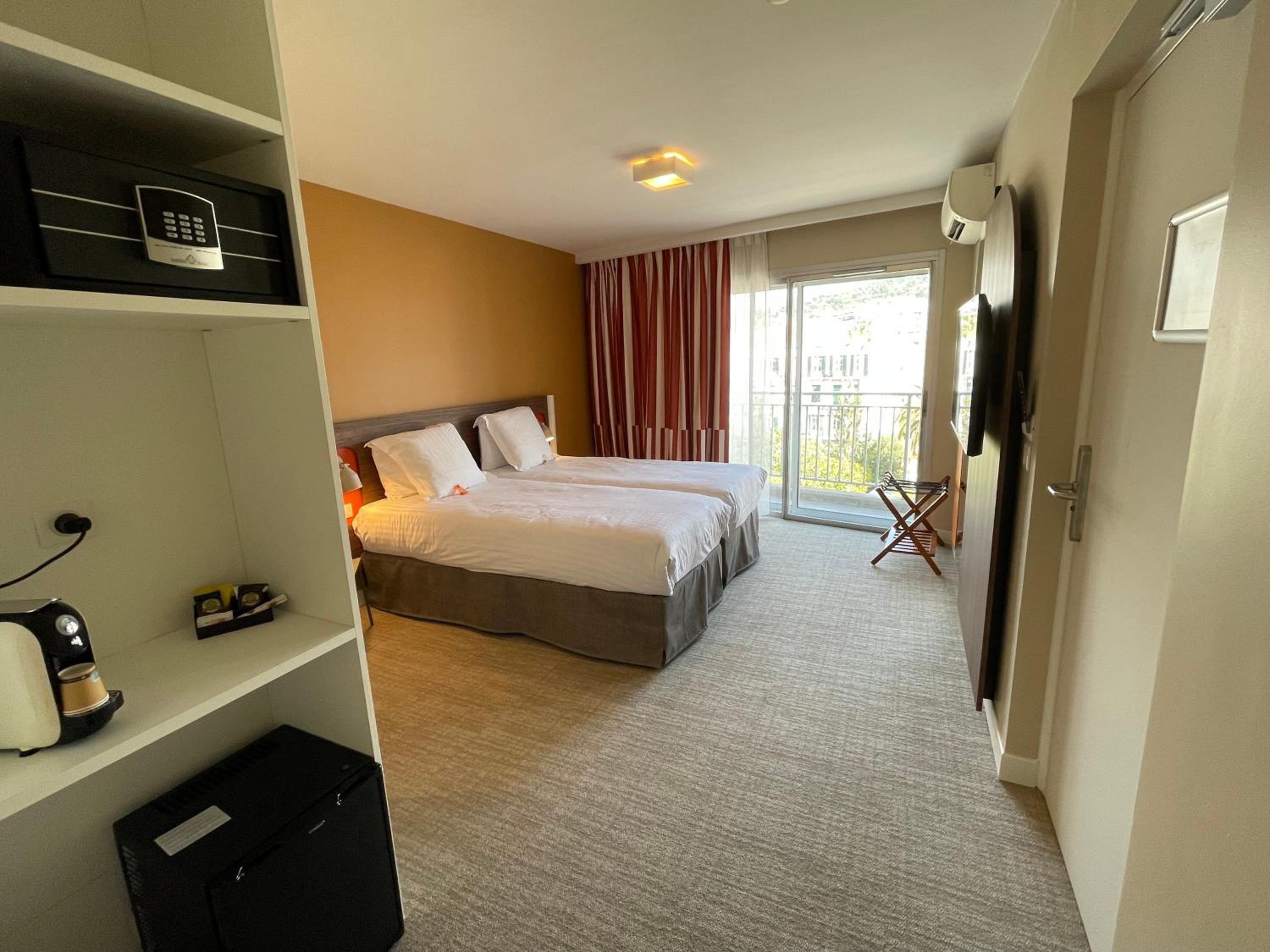 Comfort Twin Room