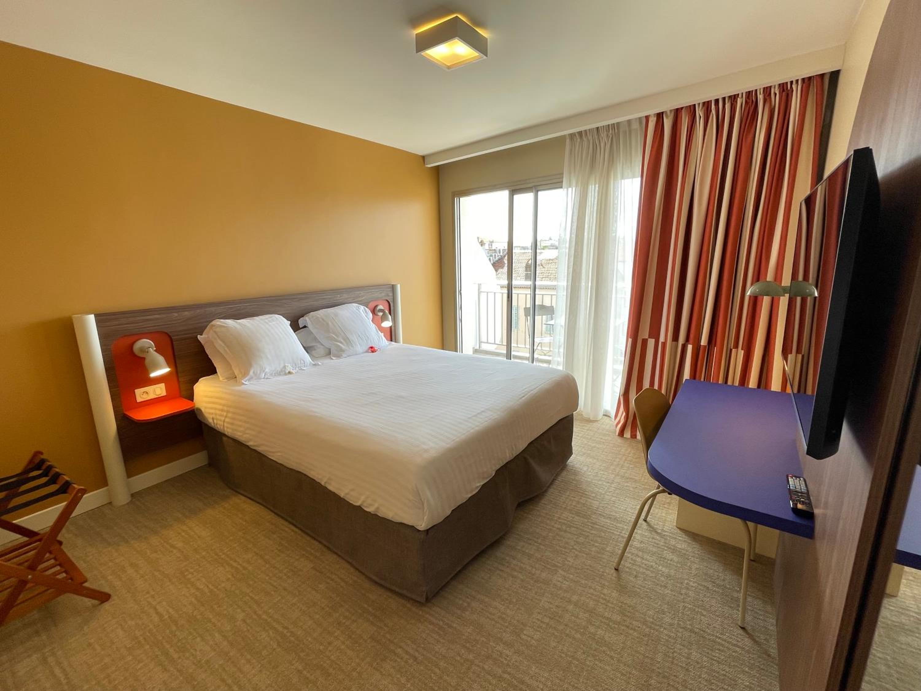 Prestige Double Room - Photo 8