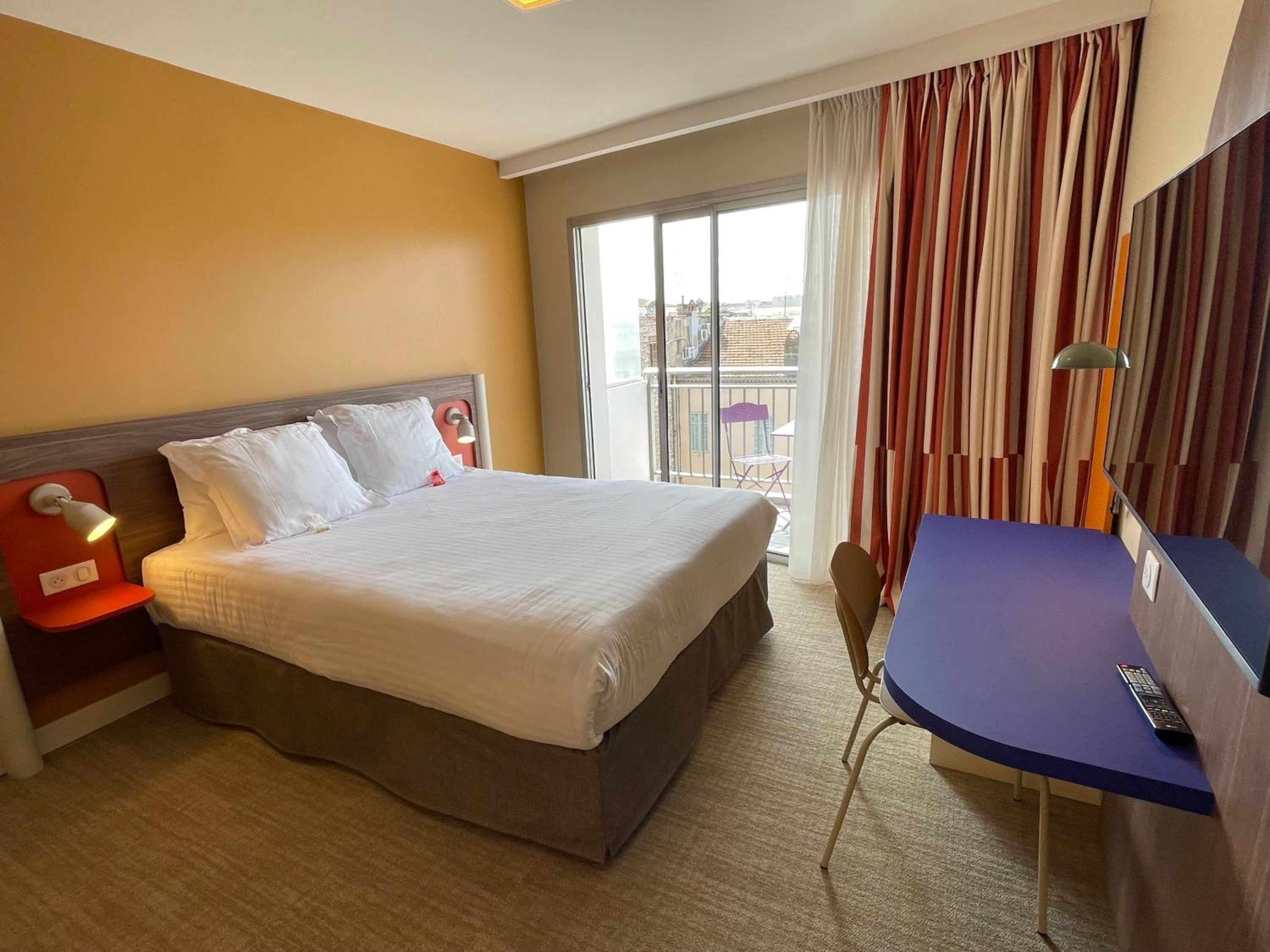 Prestige Double Room - Photo 9