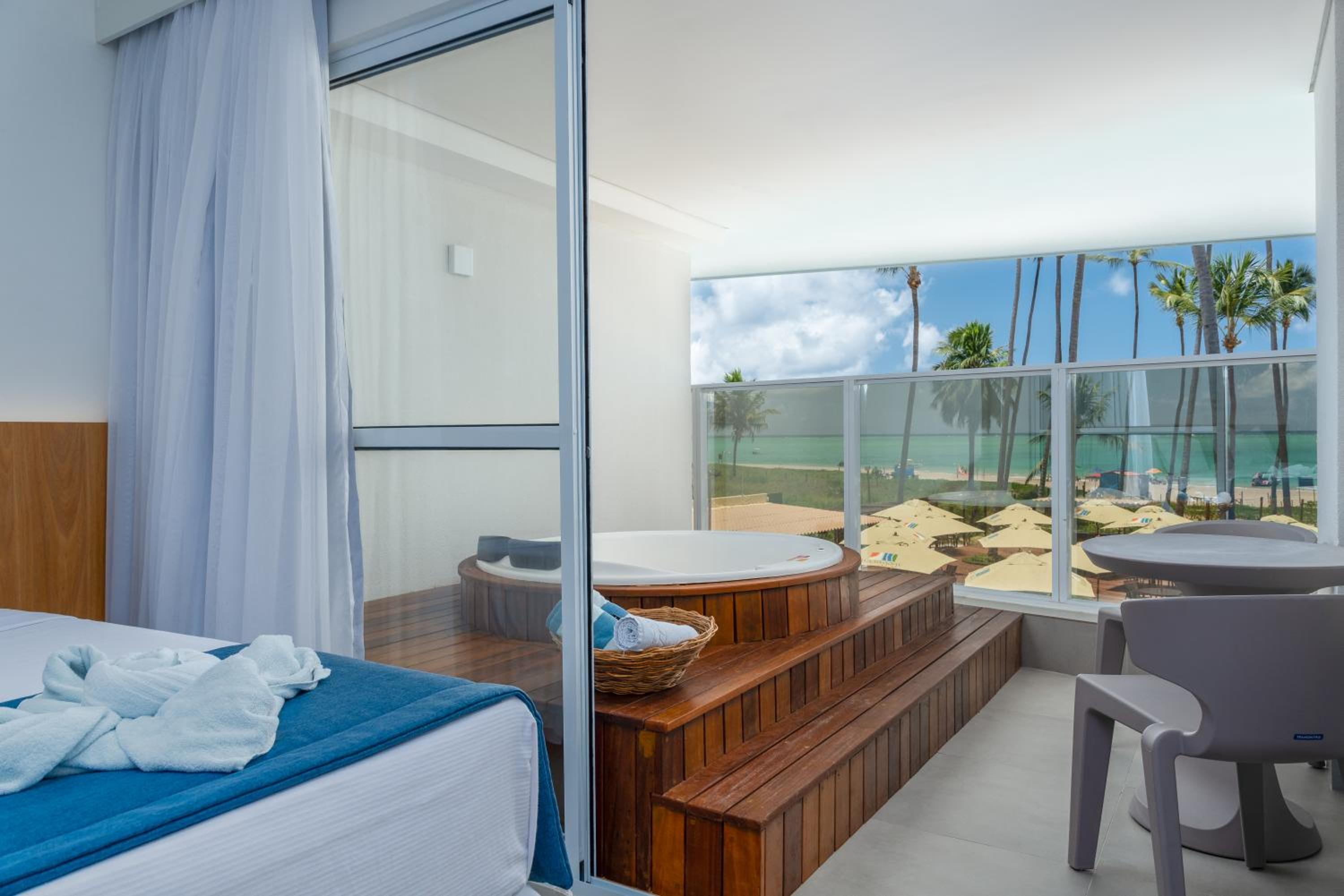 Suite Excellence Dbl first floor with bathtub on the balcony