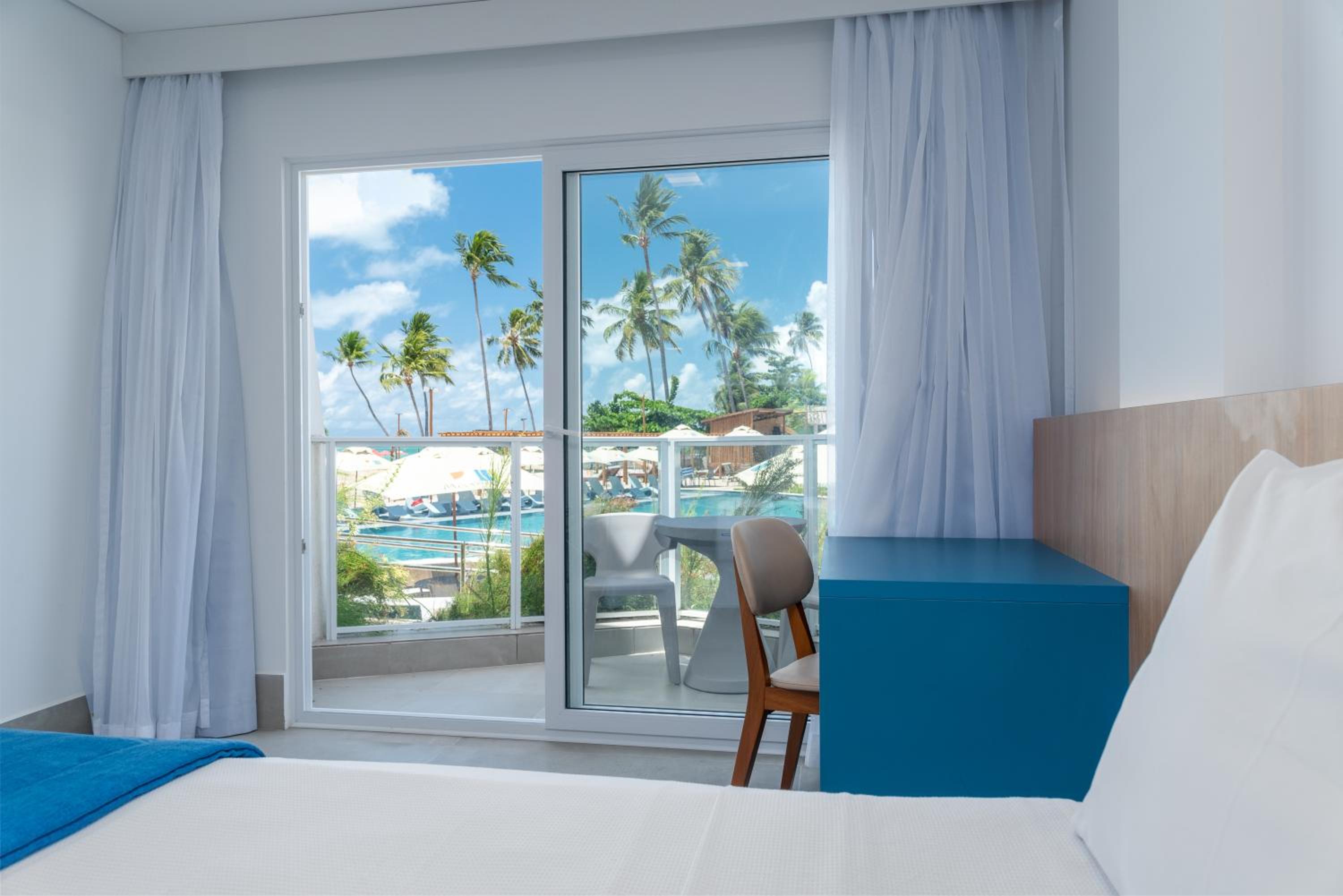  Family Accommodations (pool view) photo 2