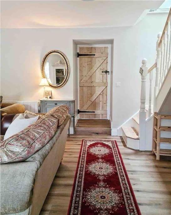 Three-Bedroom House photo 1