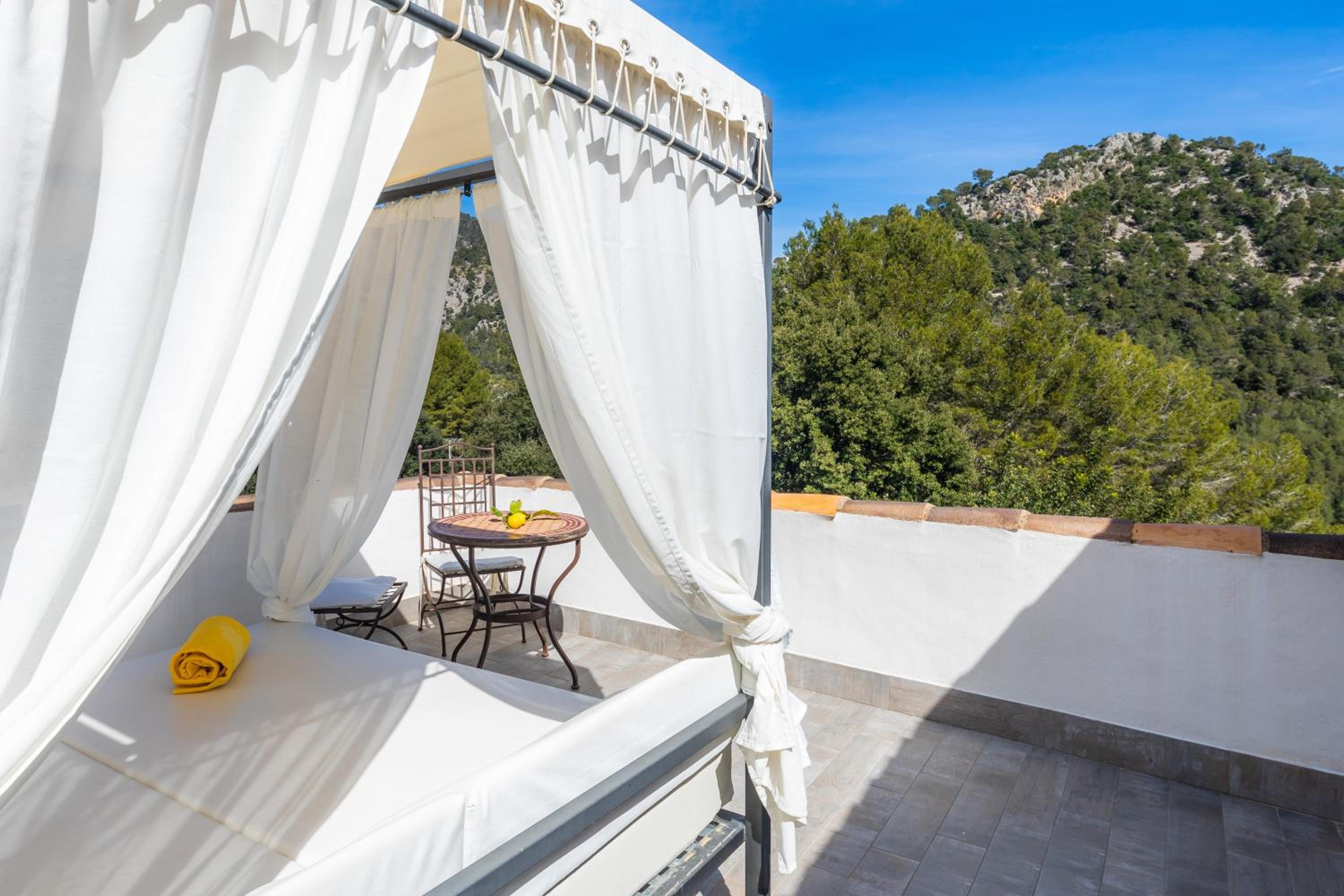 Double Room with Terrace - Photo 2