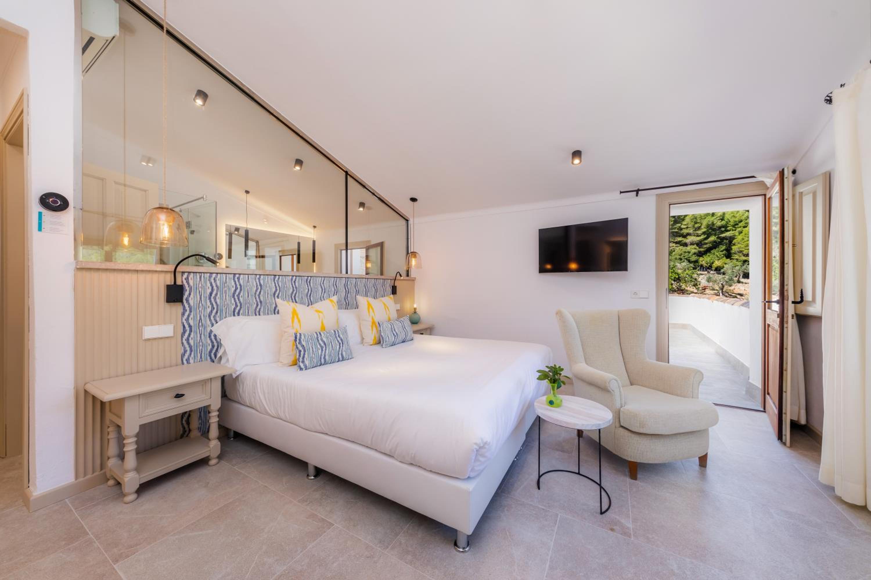 Double Room with Terrace - Photo 3
