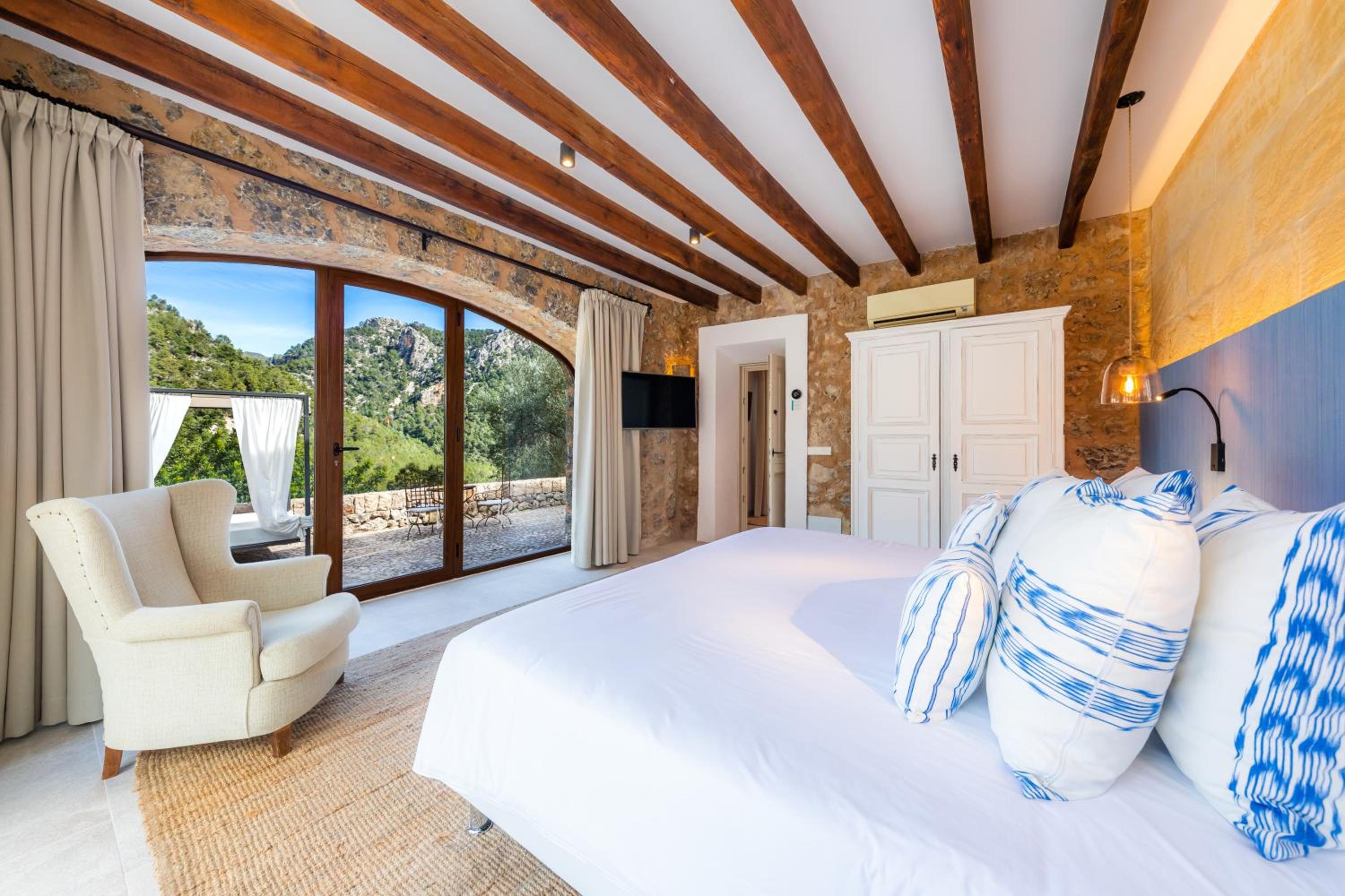 Classic Suite - Photo 1