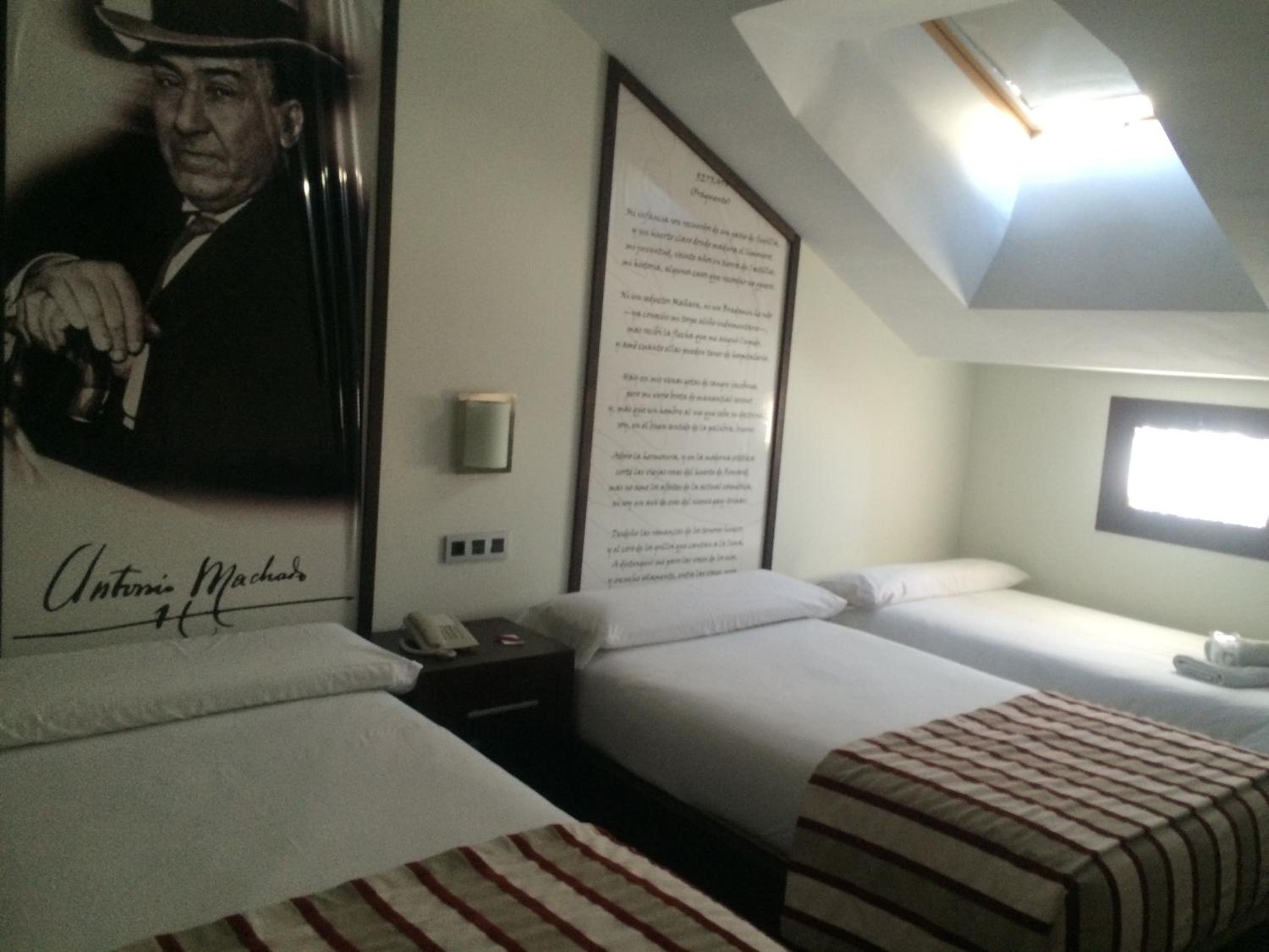 Triple Room photo 2