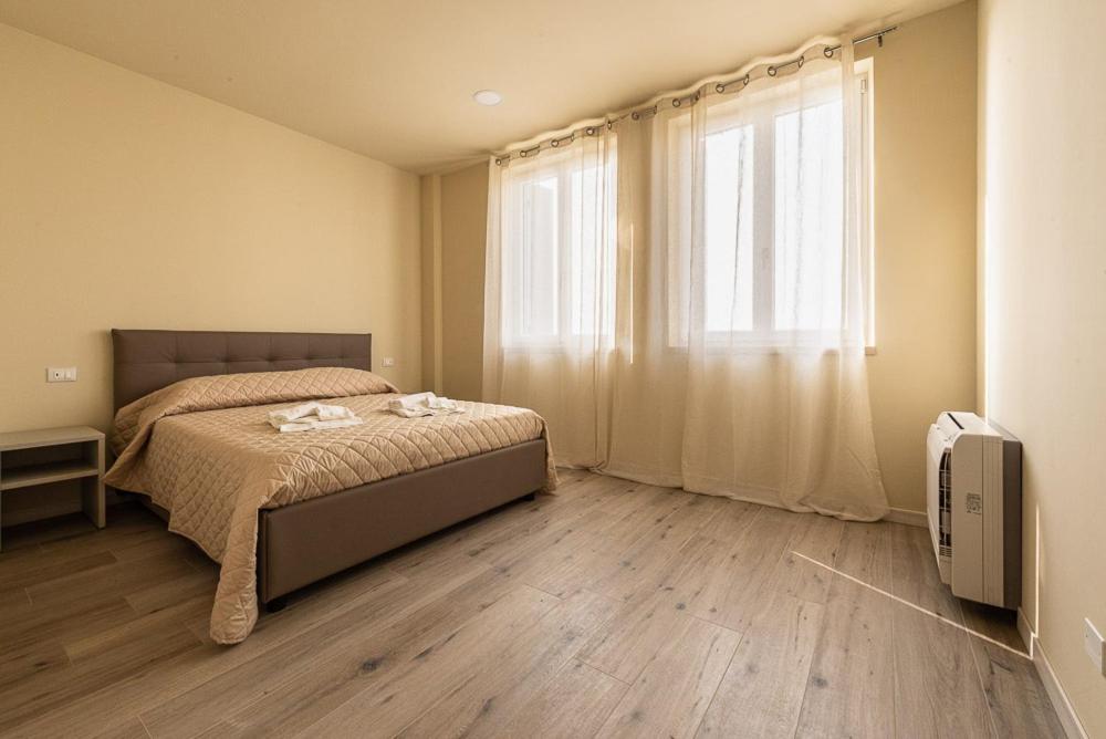 Large Double Room