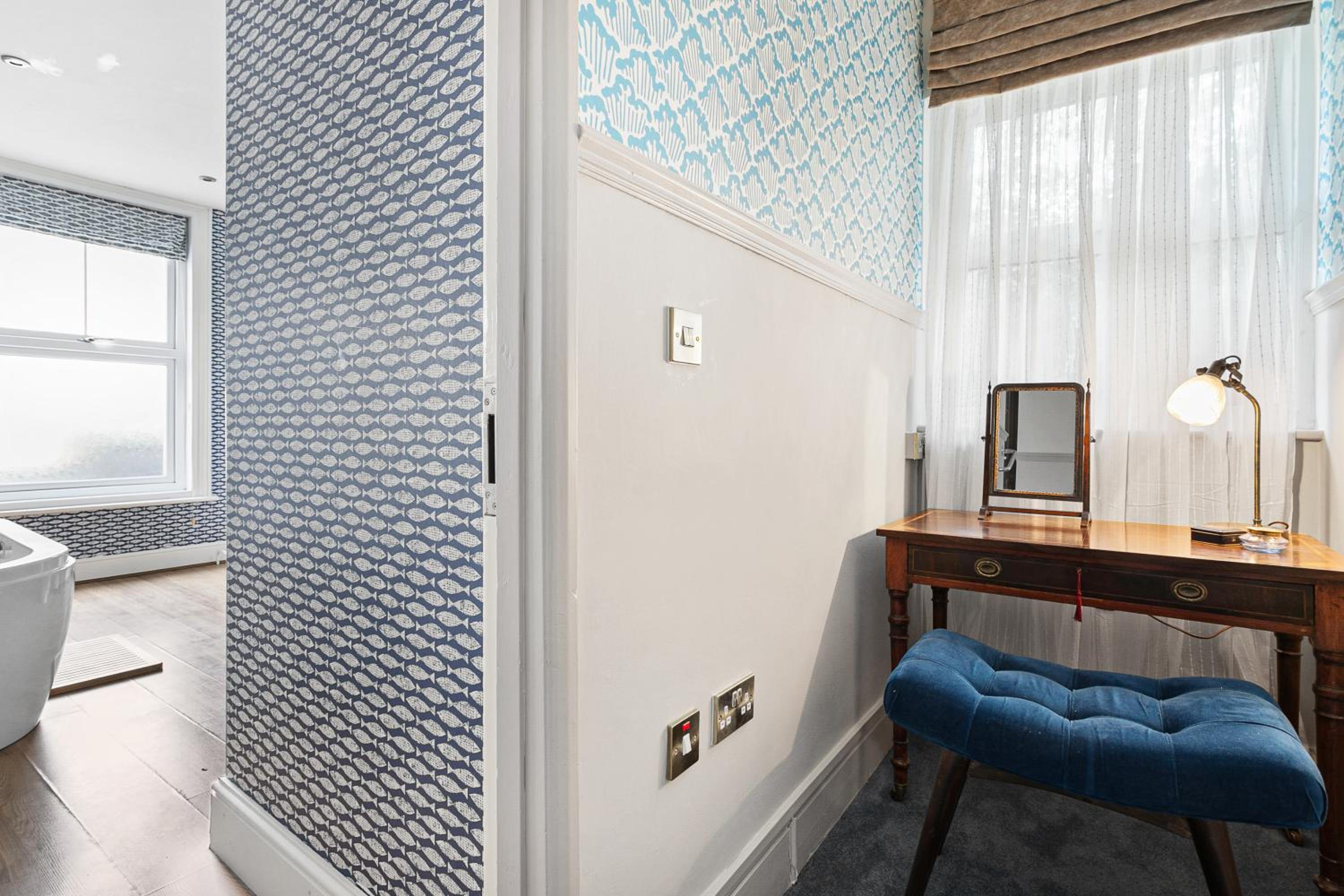 Luxury Double or Twin Room - Photo 3