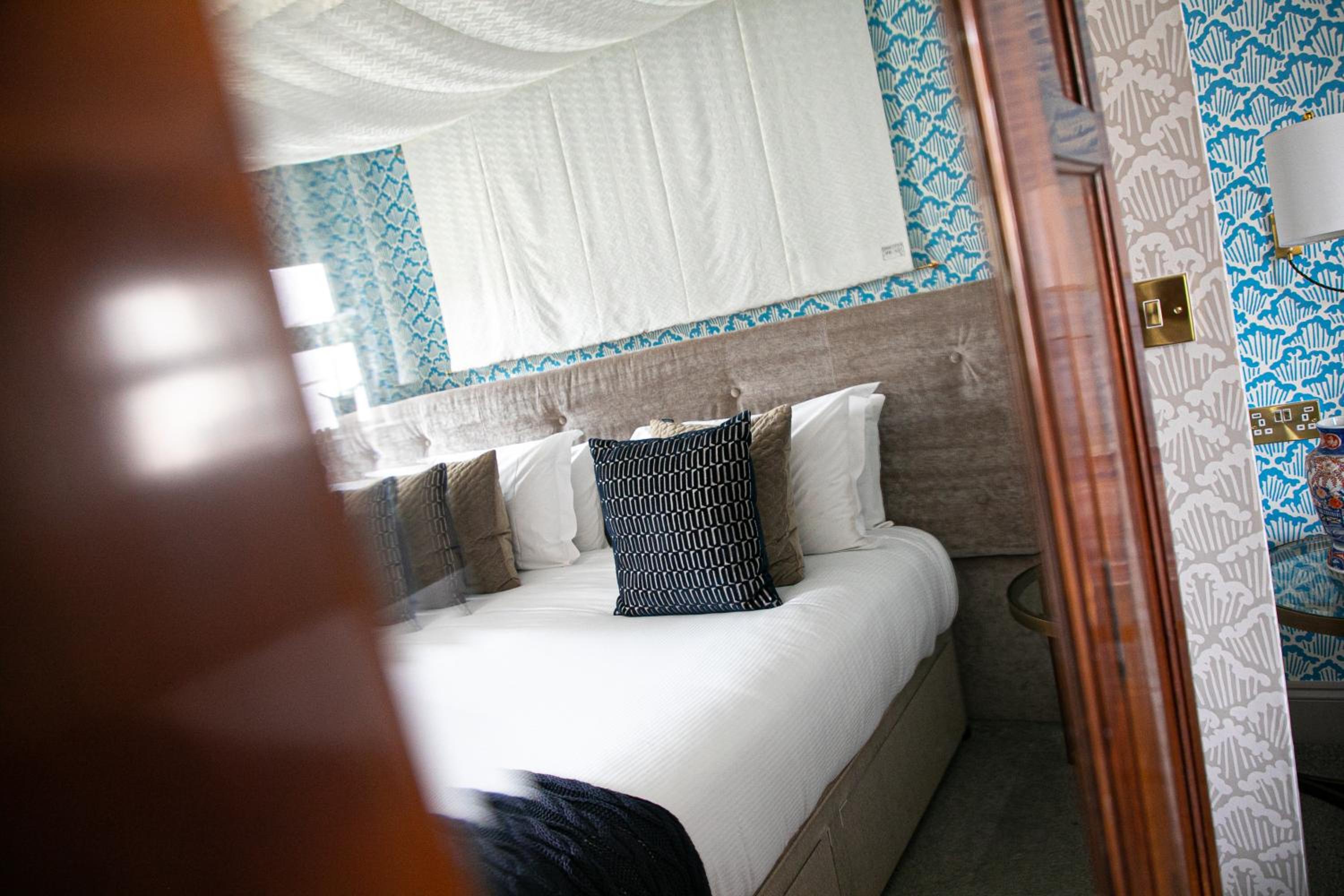 Luxury Double or Twin Room - Photo 4