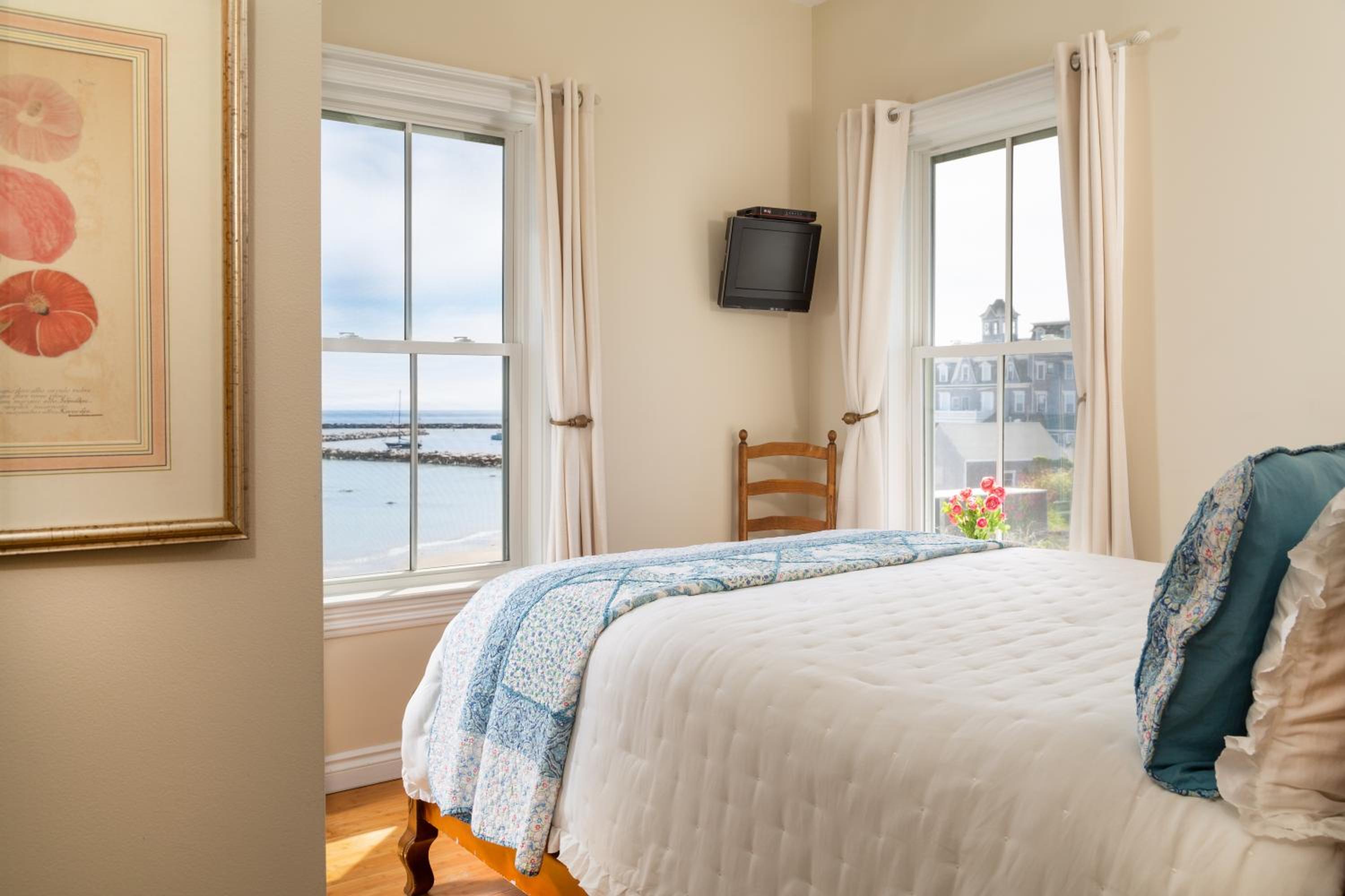 Queen Room with Sea View