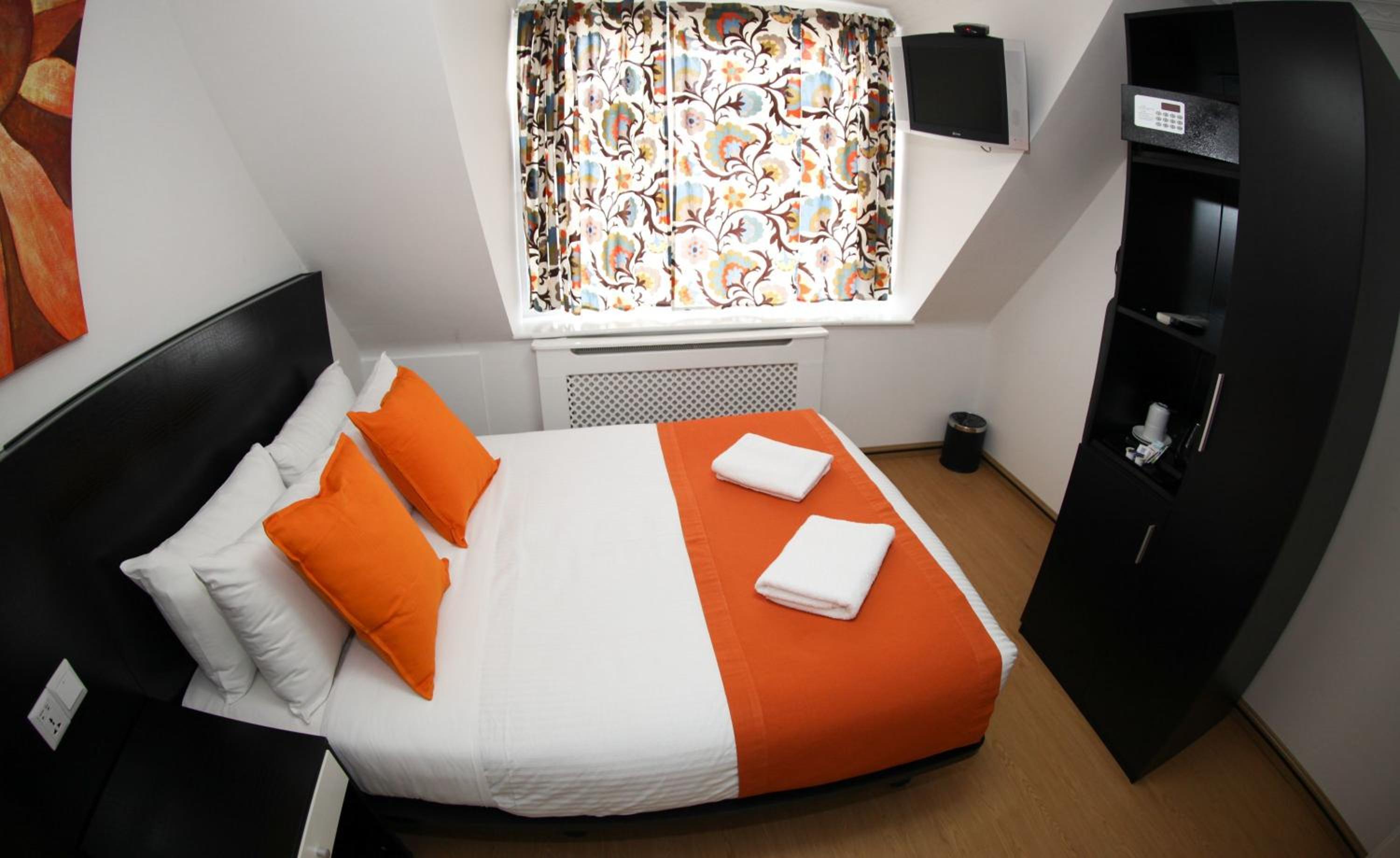 Single Room with Shower