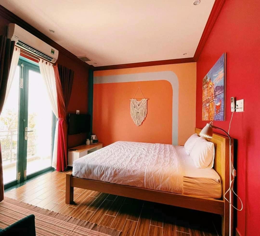 Deluxe Queen Room - Photo 5