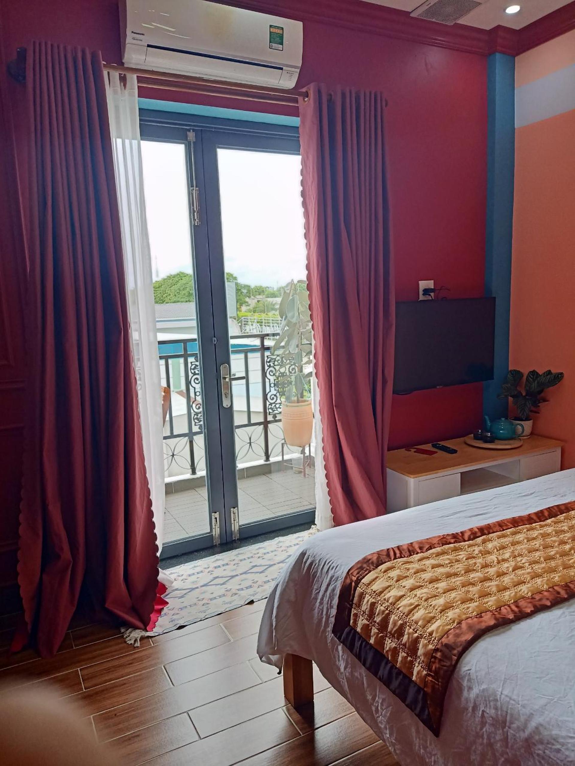 Deluxe Queen Room - Photo 3