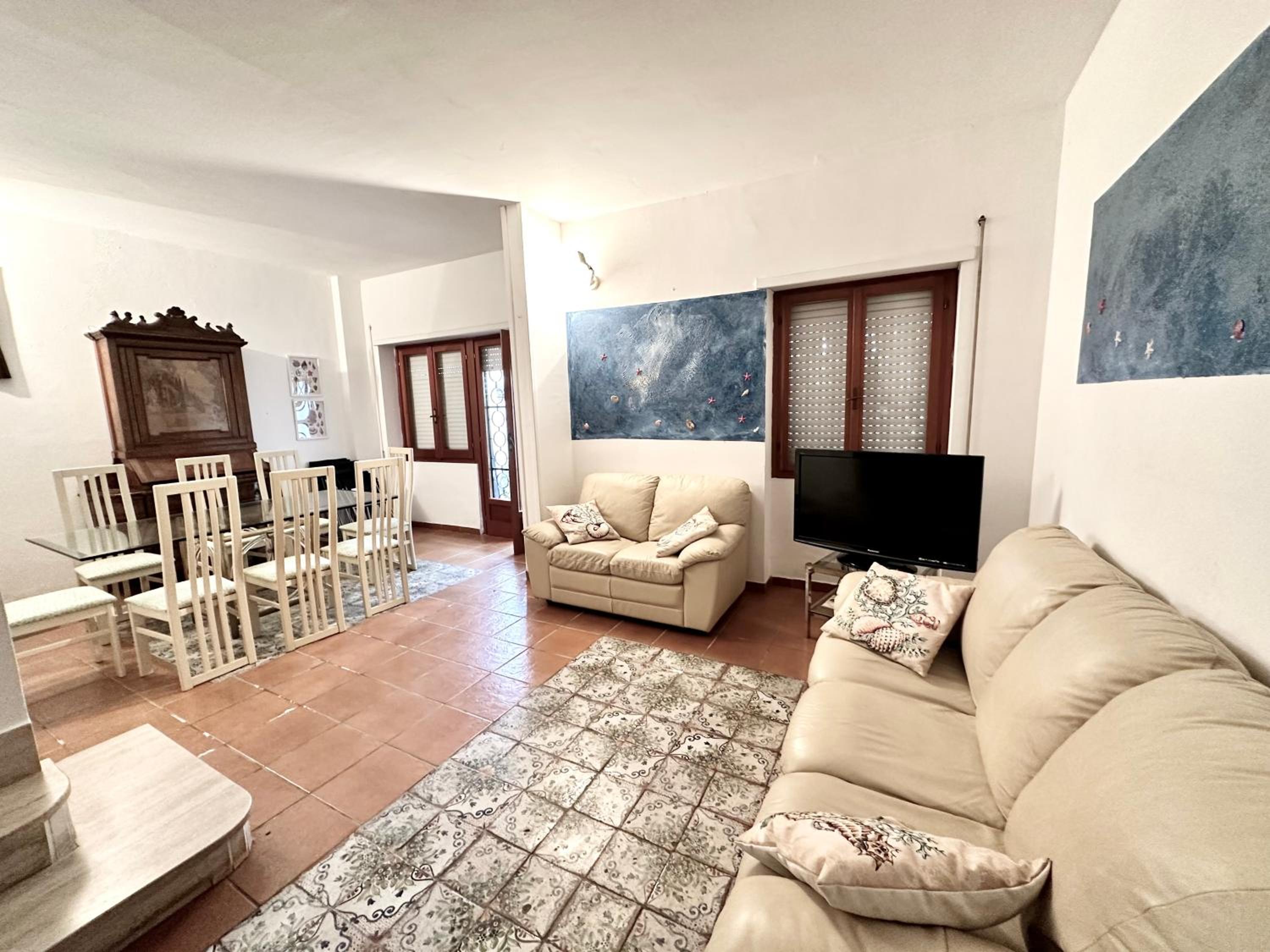Villa photo 1