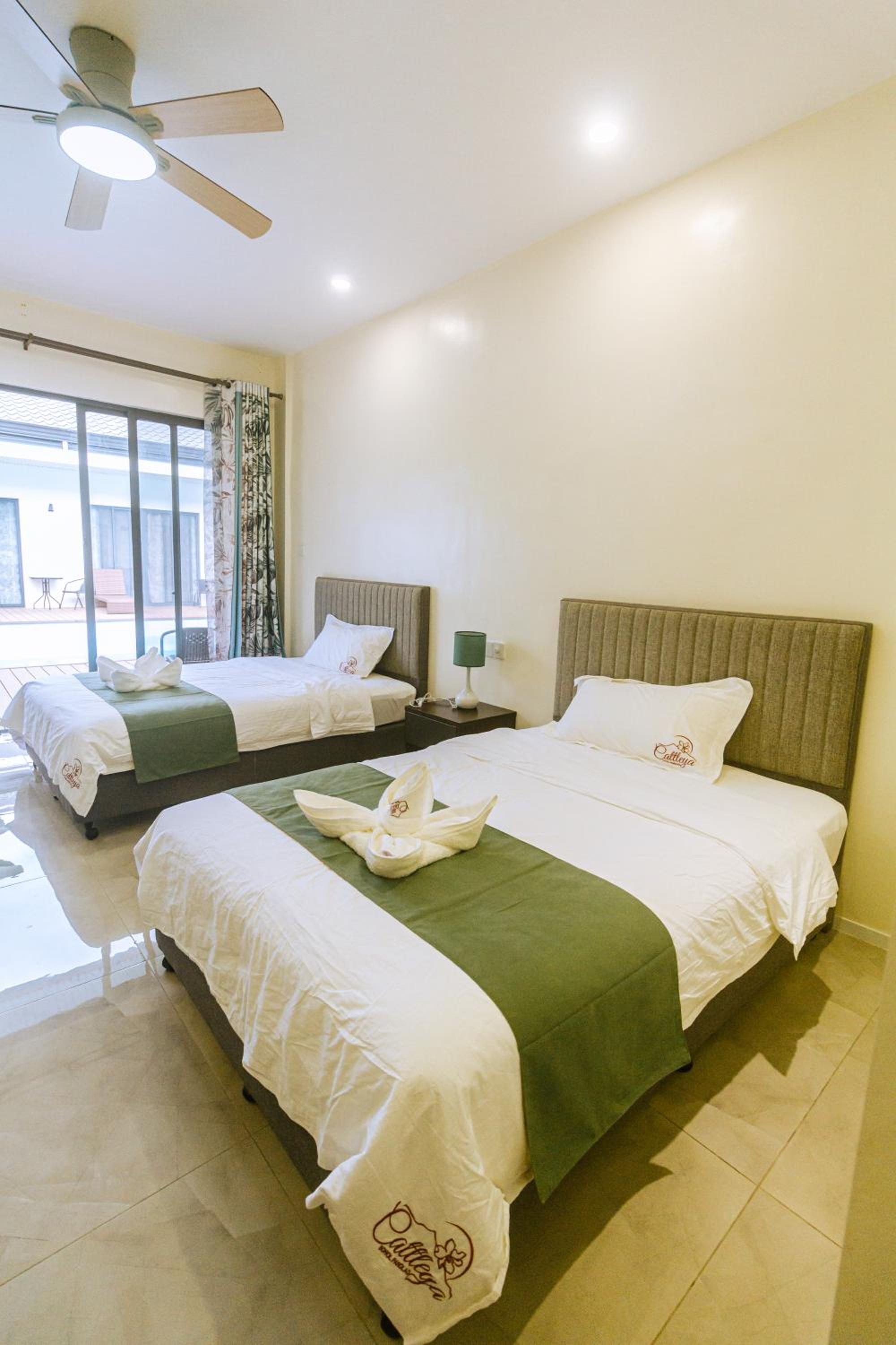 Deluxe Double or Twin Room with Balcony - Photo 2