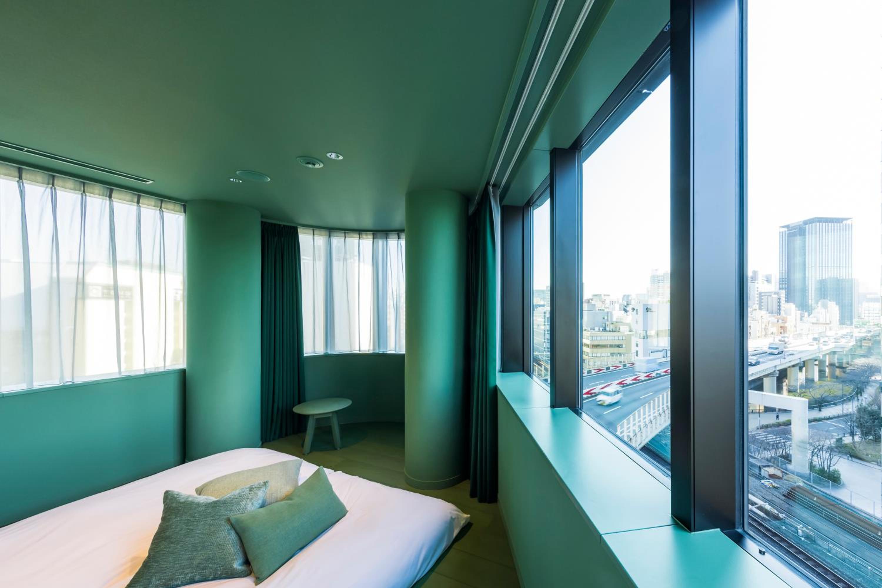【green】Corner Room
