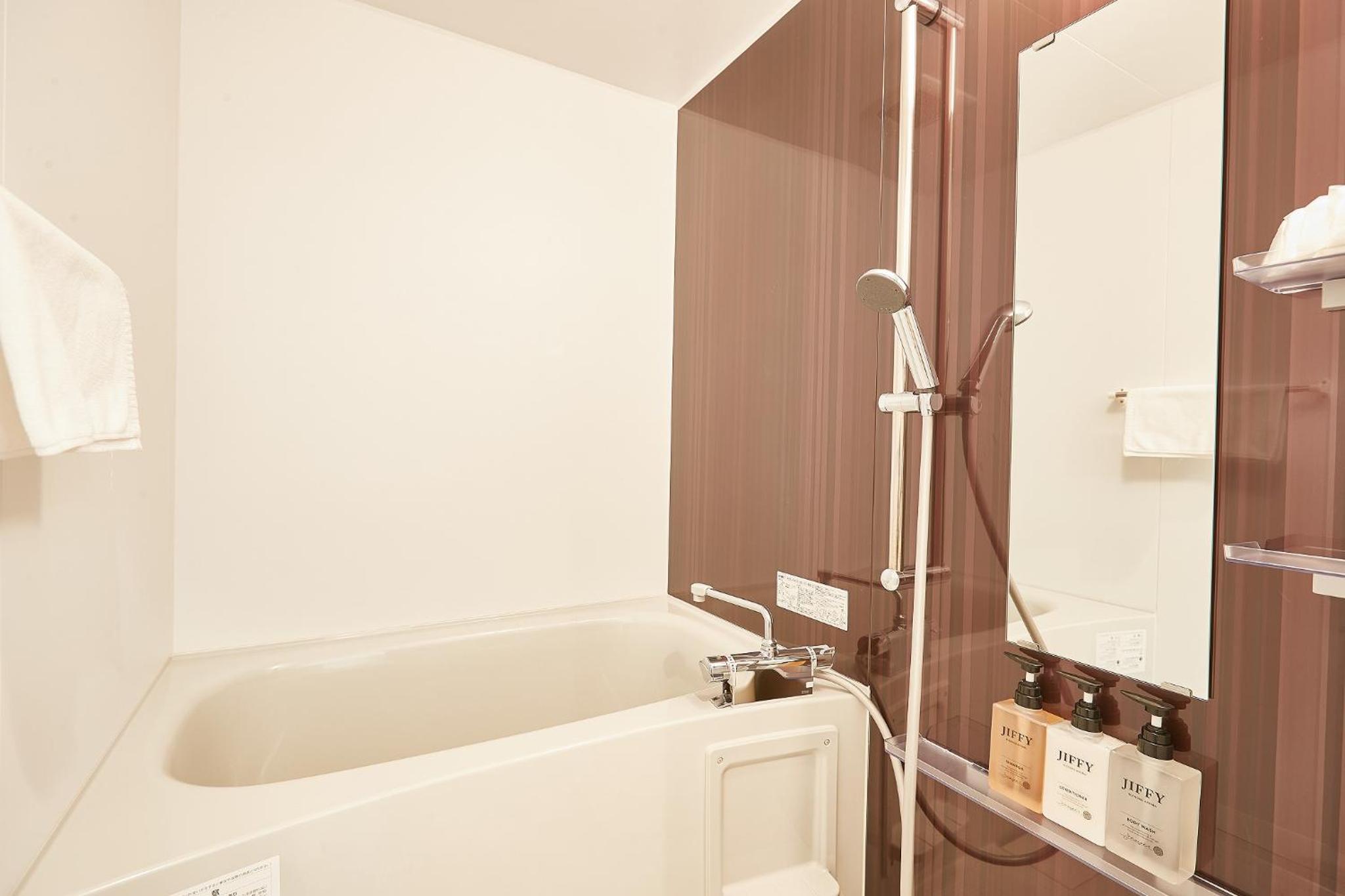 Deluxe Twin Room - Photo 6