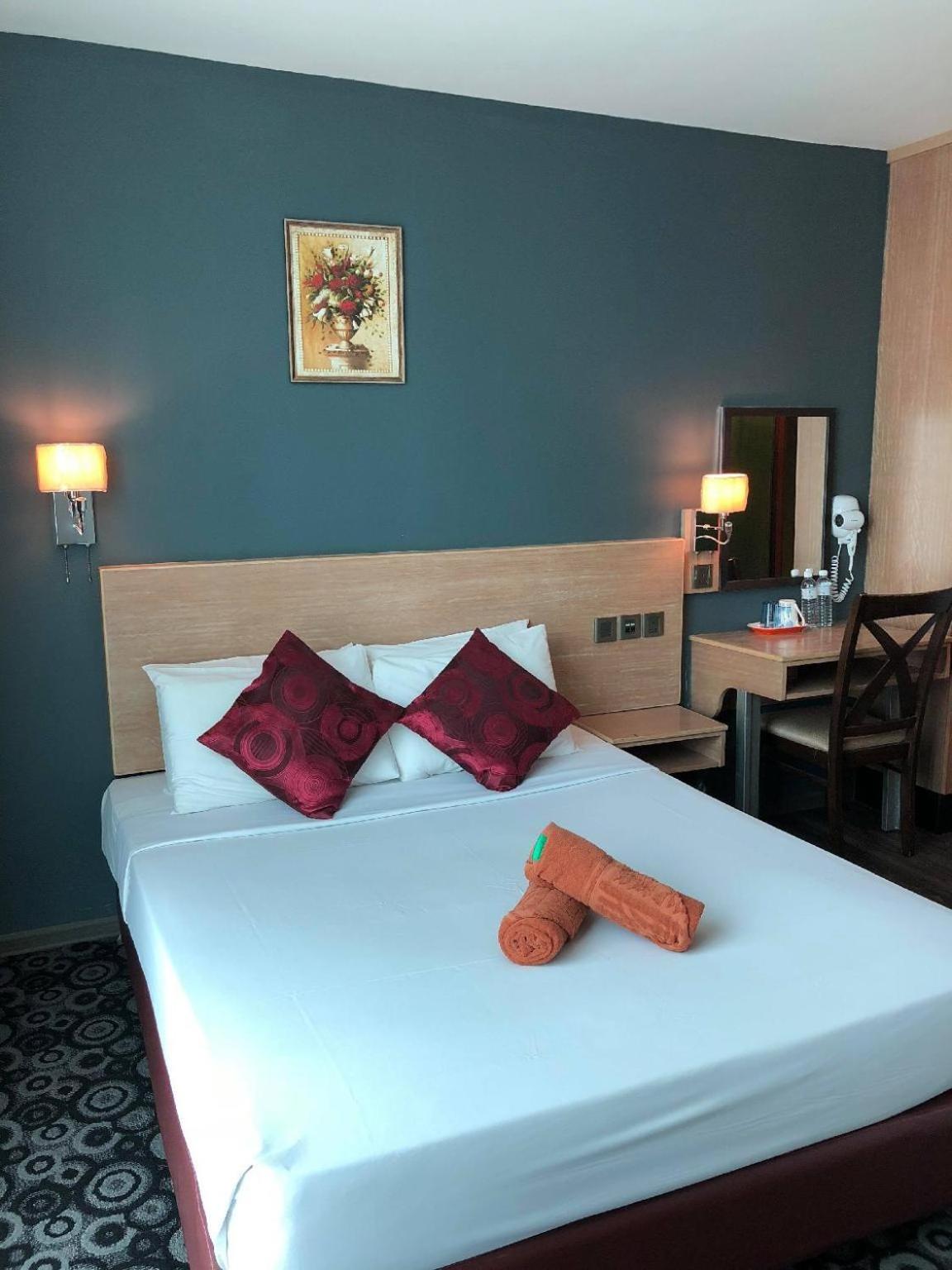 Standard Queen Room - Photo 4