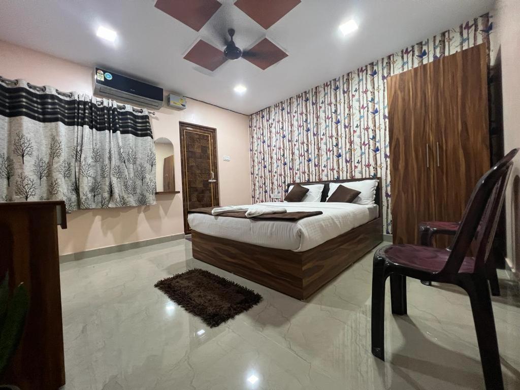 Double Room with Private Bathroom photo 1