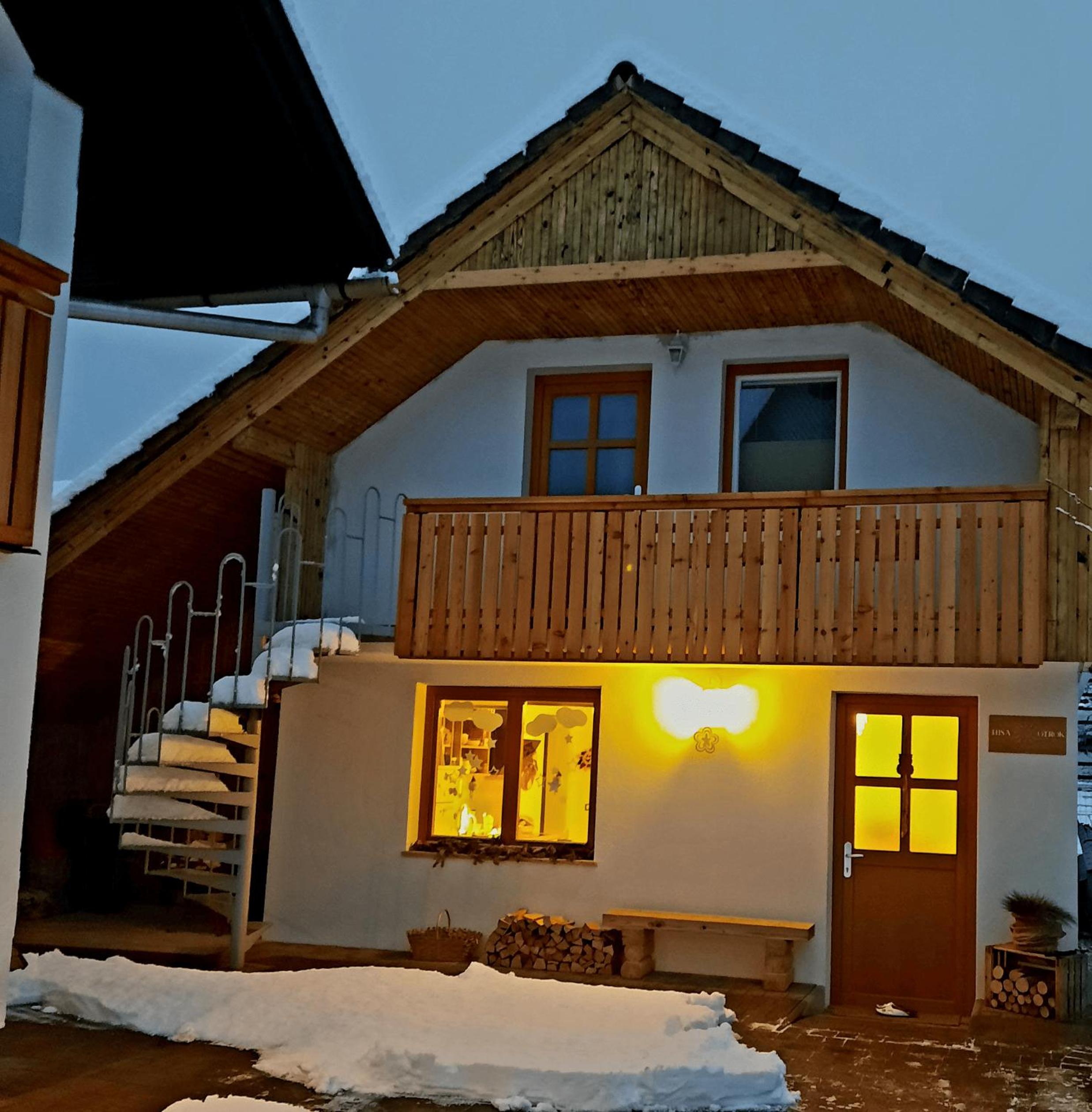 Apartment with View and Balcony photo 3
