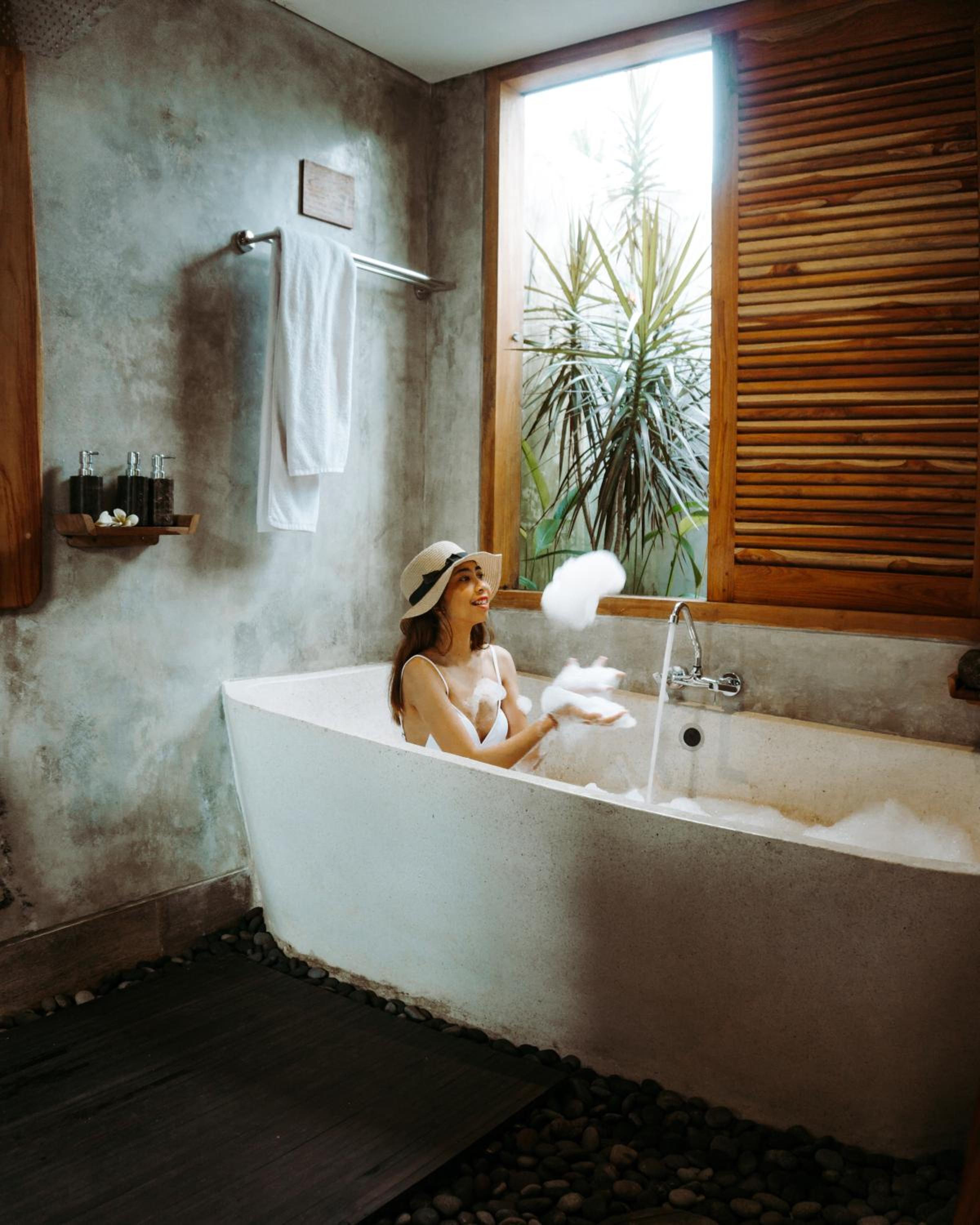 Villa with Private Pool - Photo 12