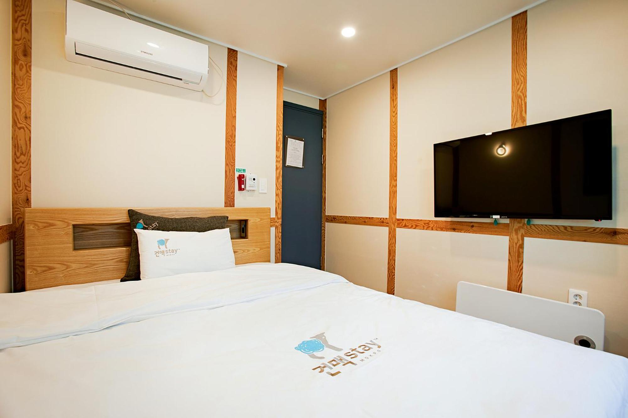 Double Room With Private Bathroom photo 2
