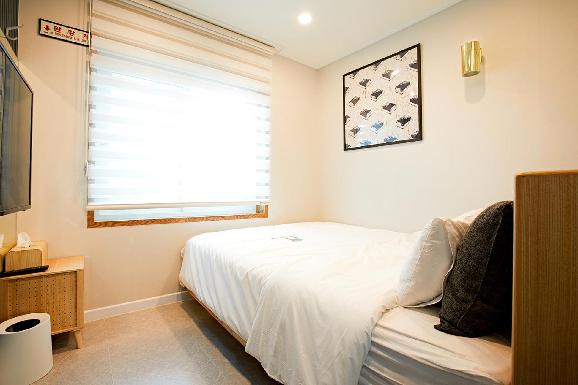 Double Room With Private Bathroom photo 1