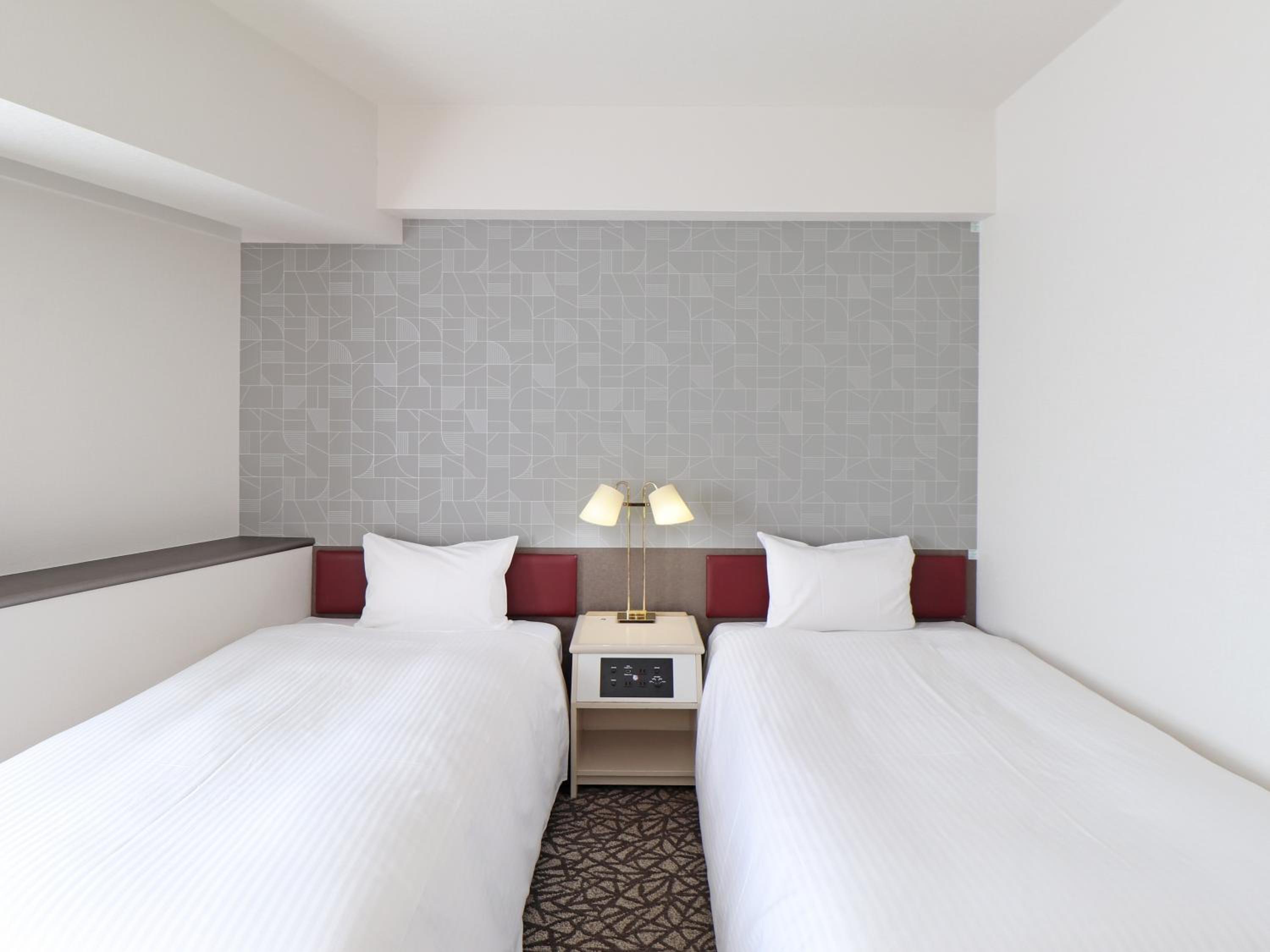 Renewal Standard Twin Room - Smoking - Photo 5