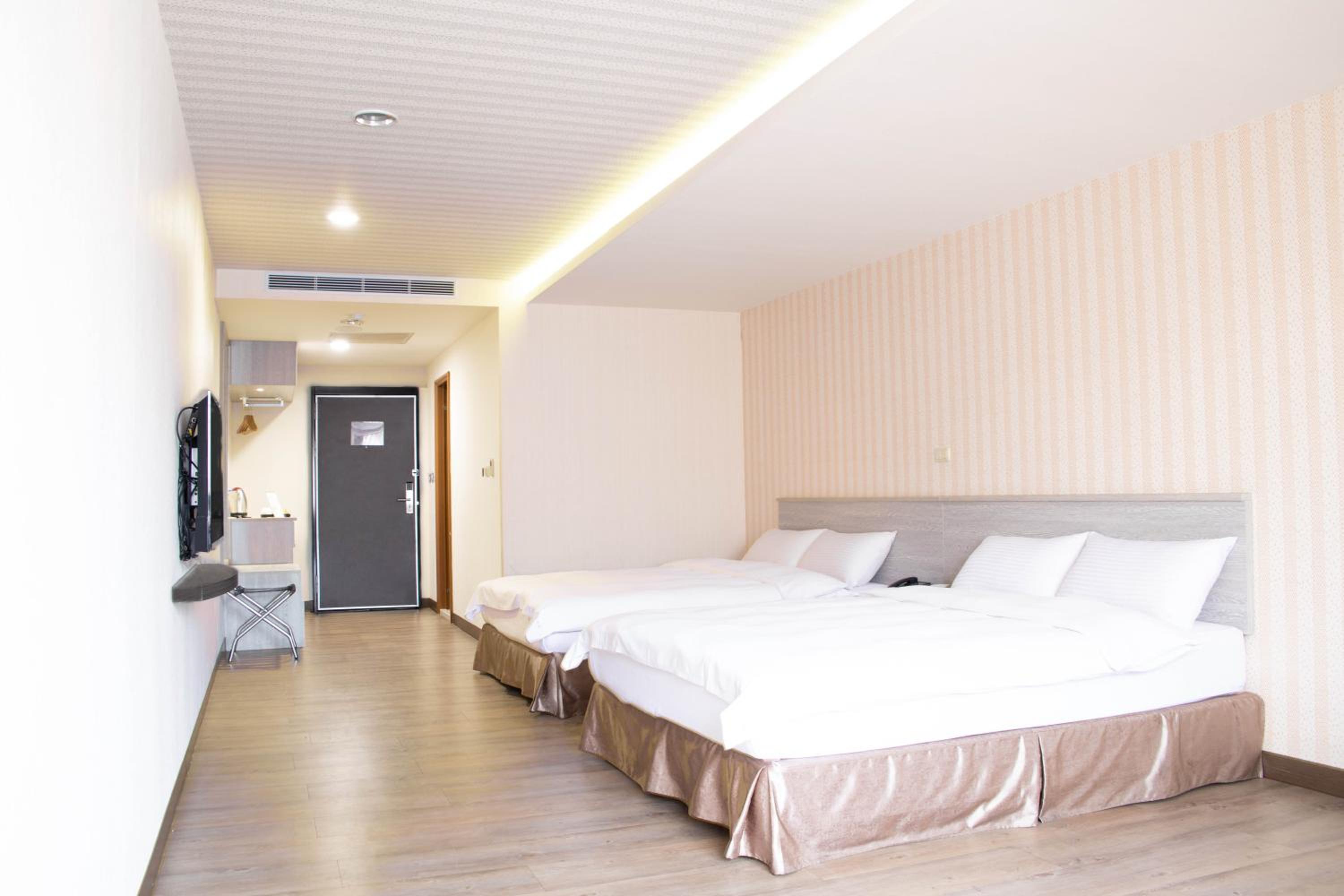 Quadruple Room with Bathroom