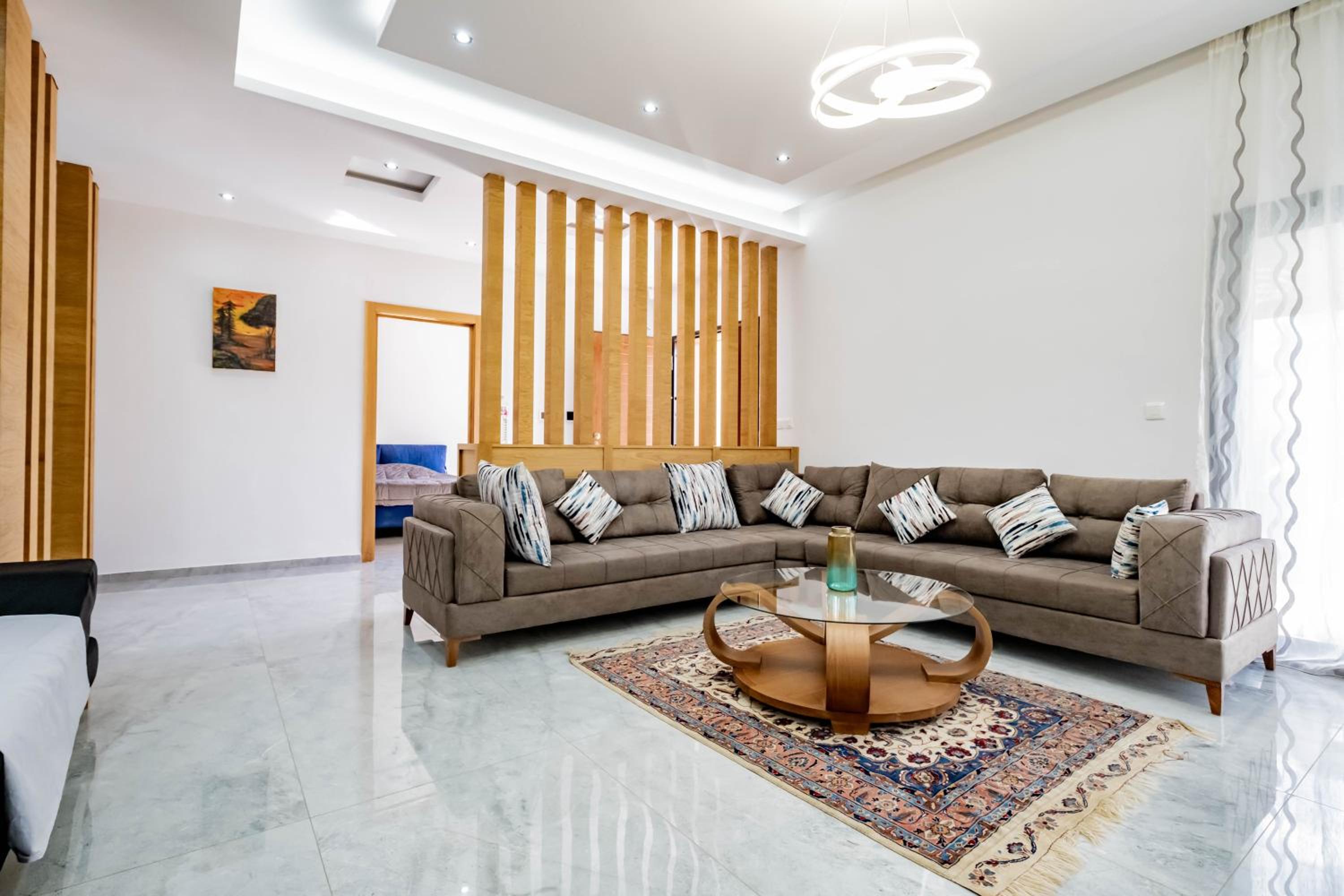 Villa photo 2