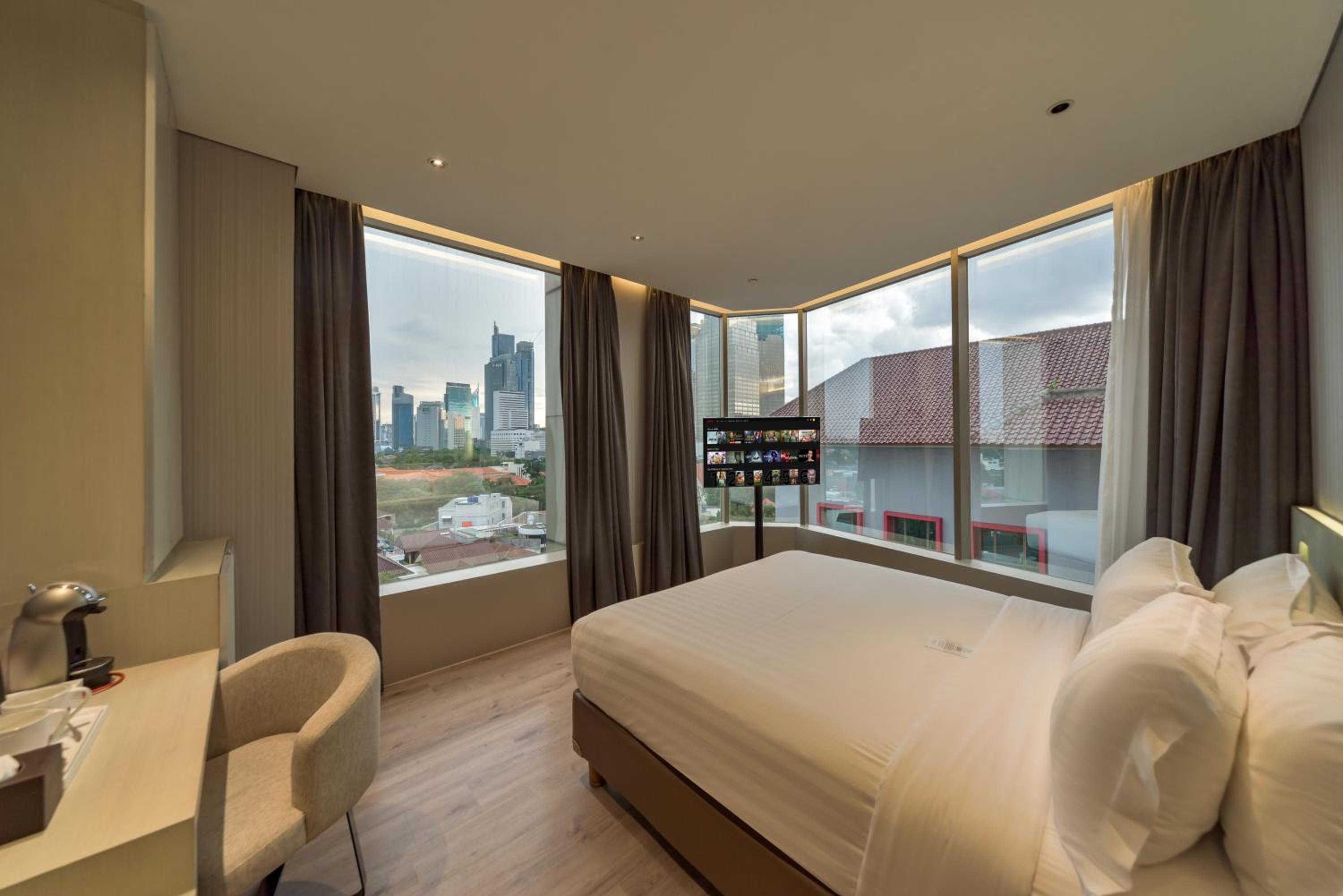 Executive Queen Room