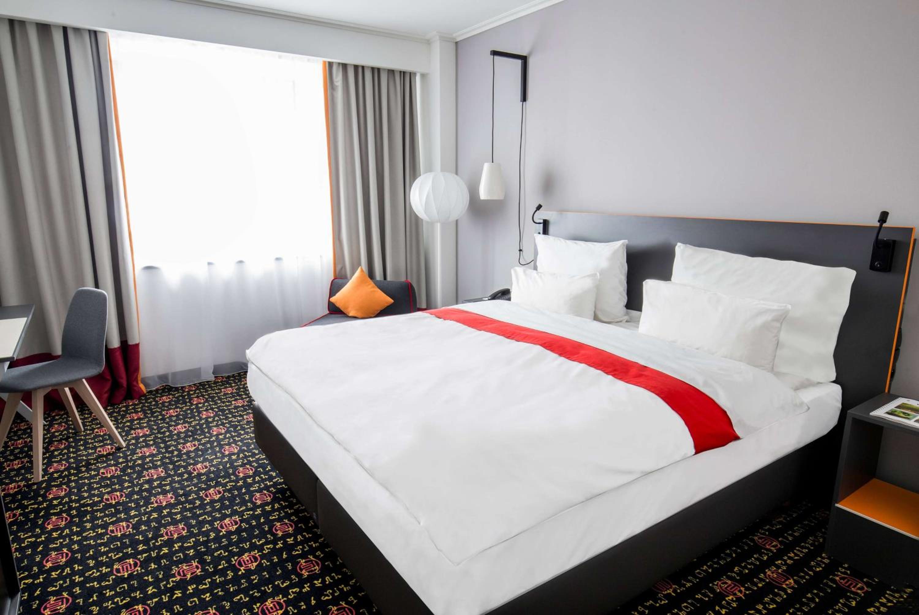 Comfort Room - Photo 1