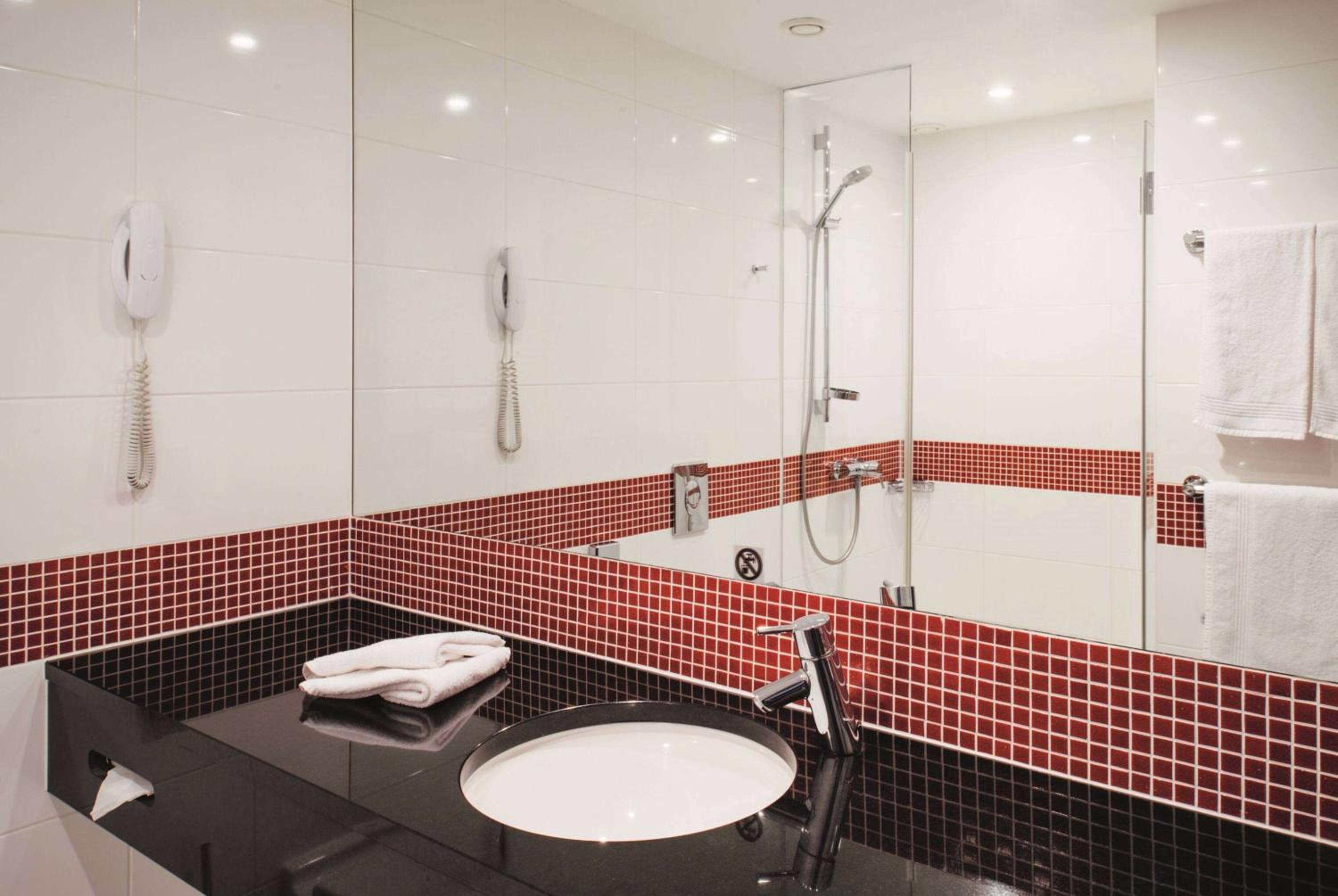Comfort Plus Room - Photo 14