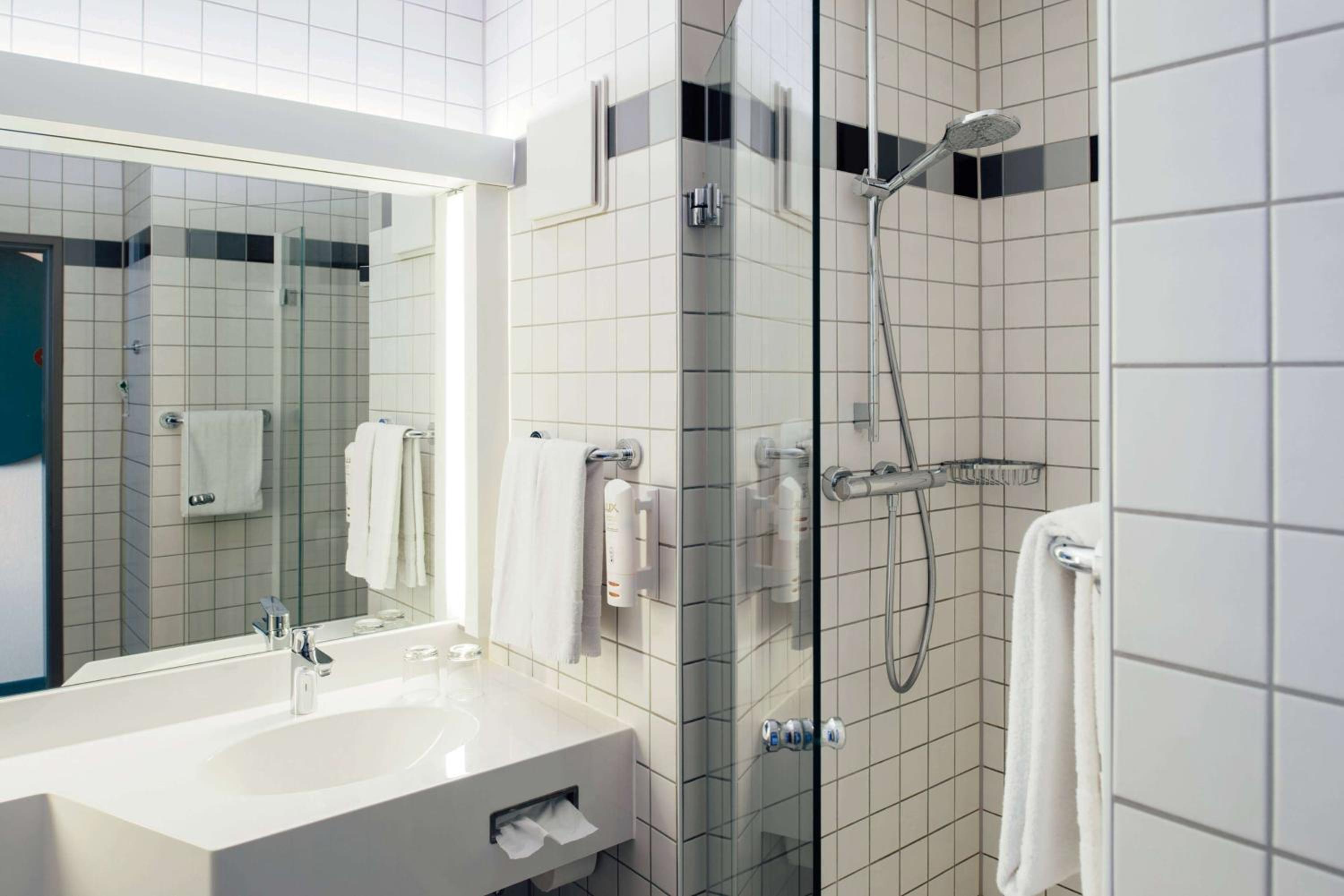 Comfort Plus Room - Photo 11