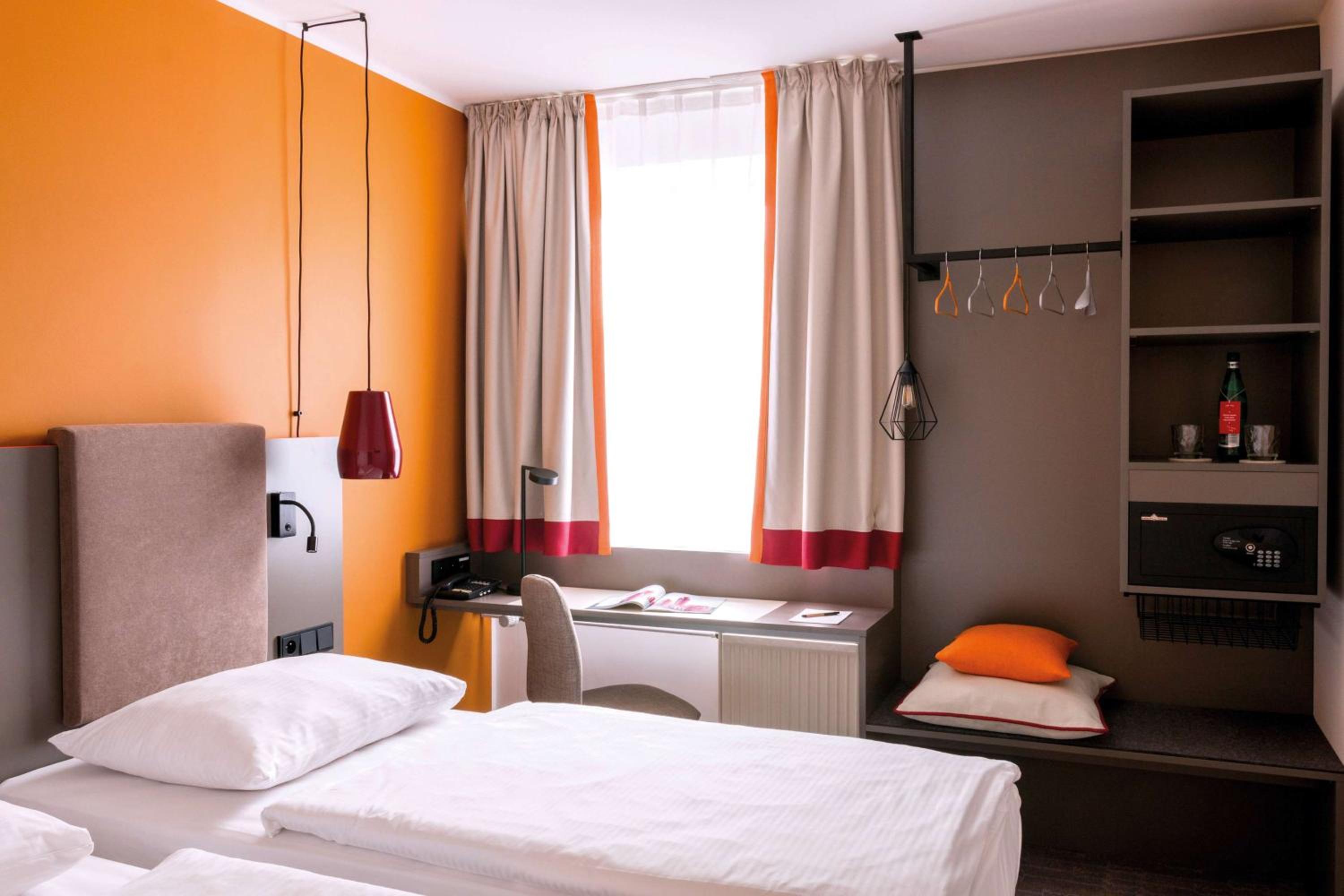 Comfort Room - Photo 4
